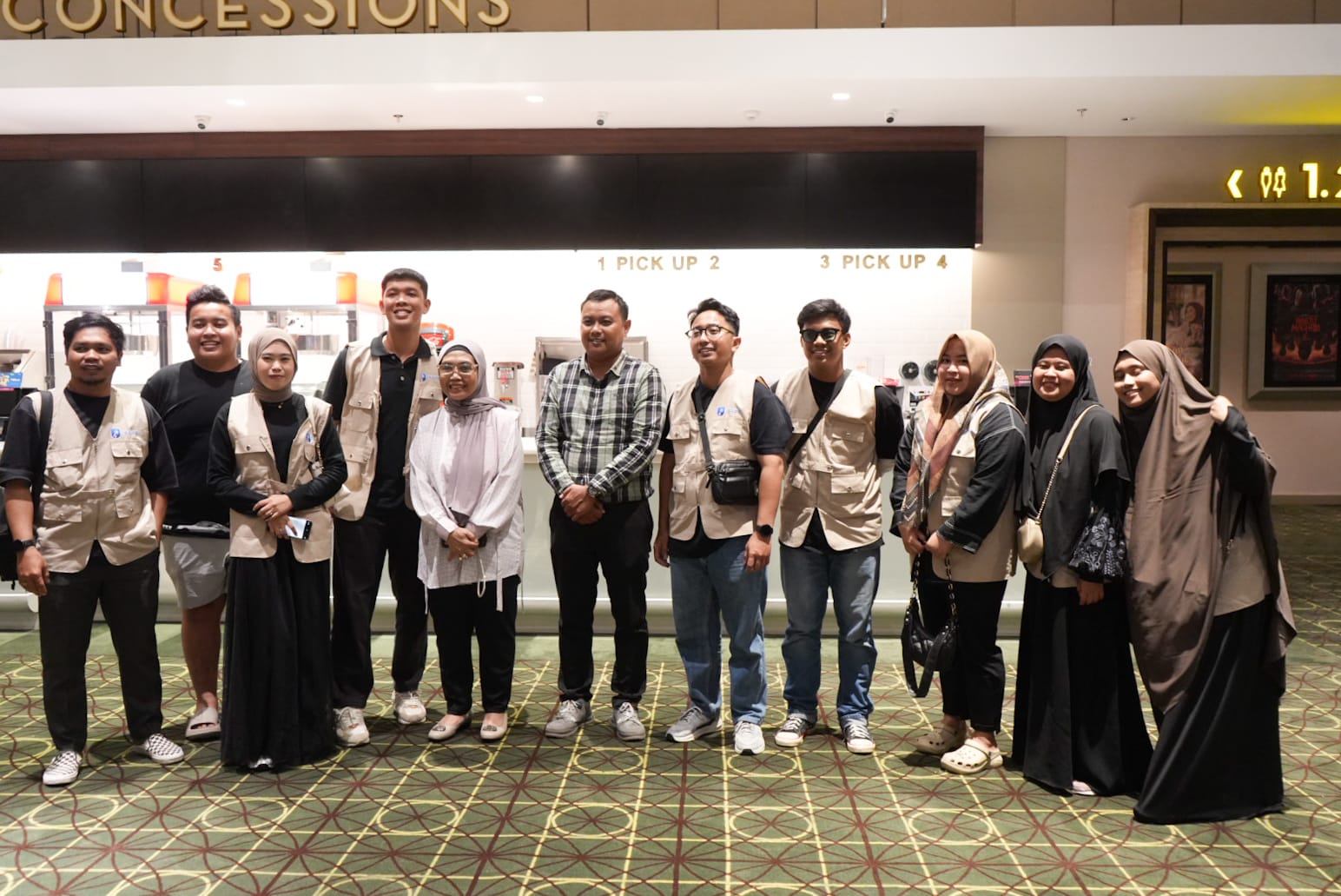 Mimpi Jadi Nyata: Aksi Sosial The Power Of GR Antarkan Puluhan Anak Nonton ke XXI Citimall Bontang