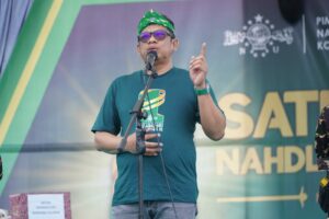 Puncak Peringatan Satu Abad NU, PBNU Bontang Gelar Jalan Sehat.