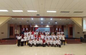 Kadinkes Turut Hadir Dalam Pelantikan Baru PMI Bontang