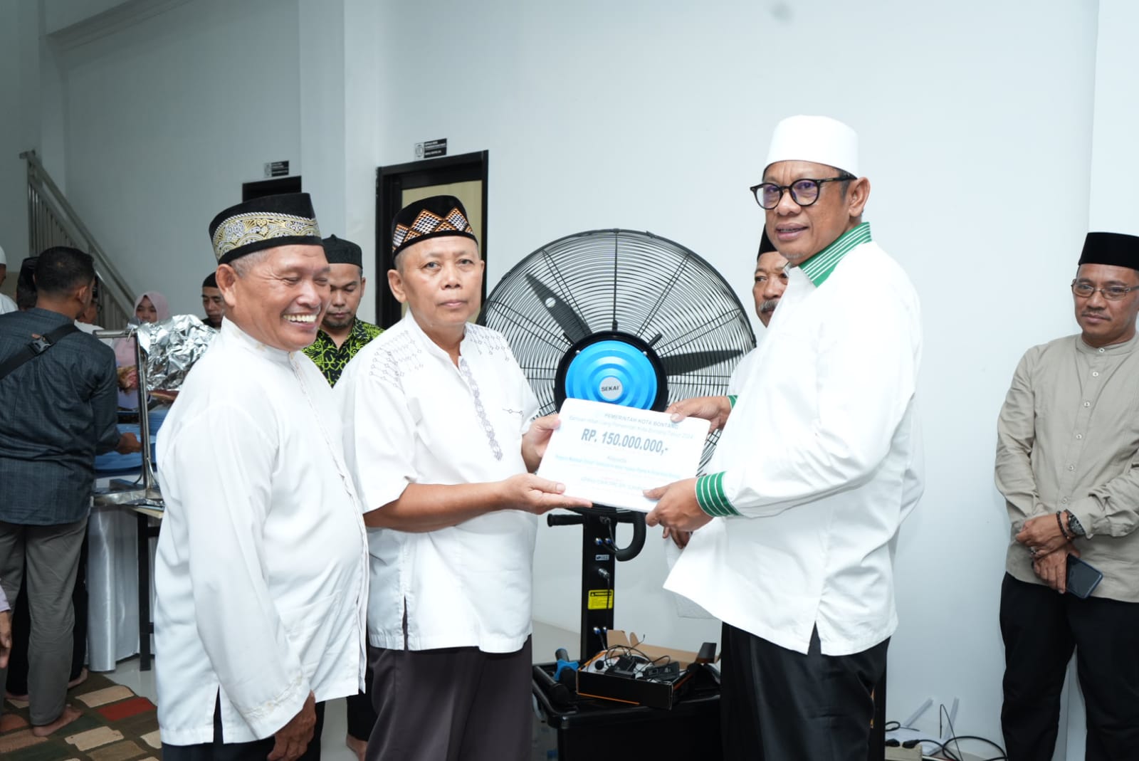 Hadiri Bukber, Walikota Himbau Ketua RT untuk Mendata Ulang Warga yang Belum Mendapat Aliran Jargas