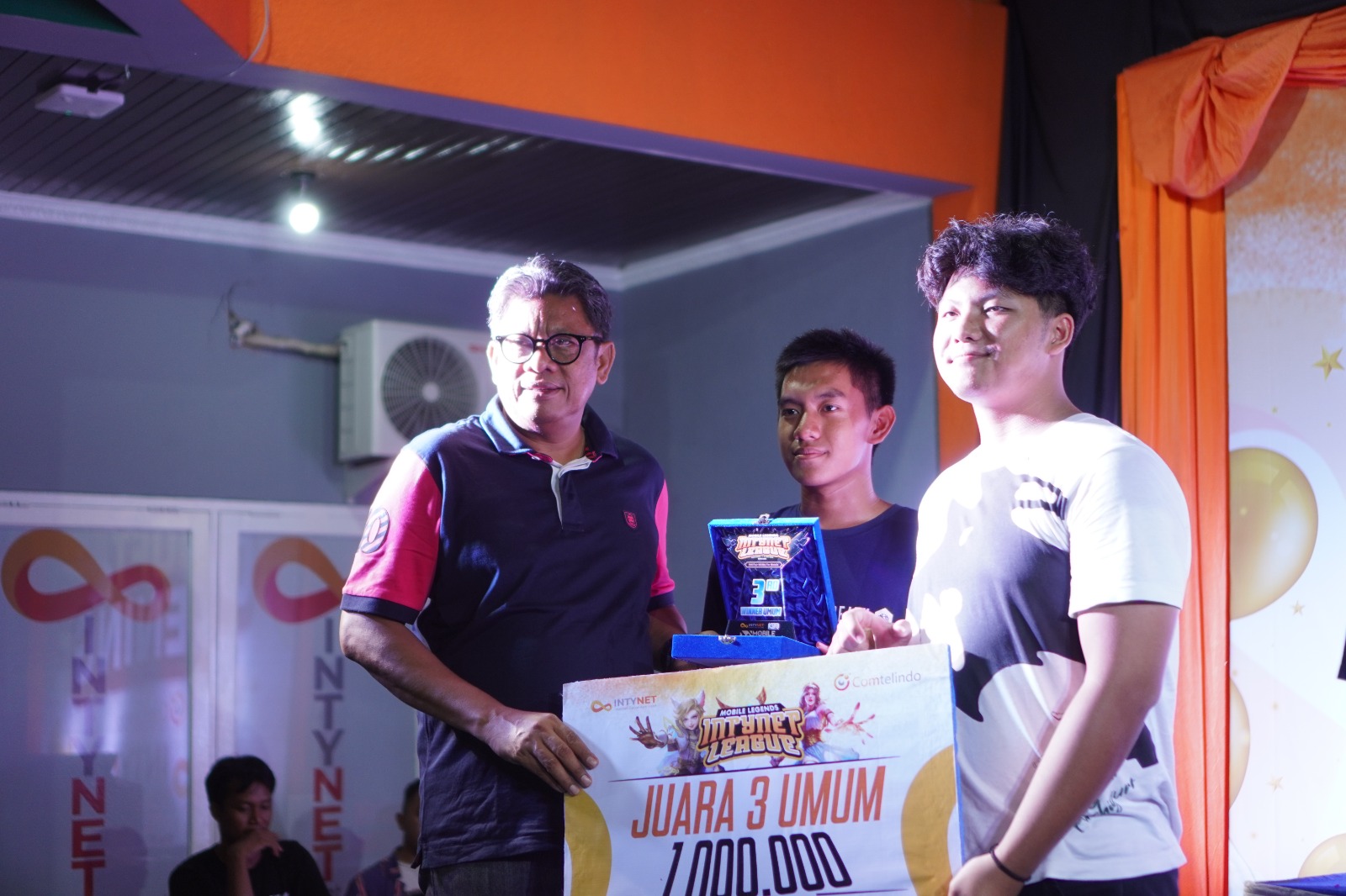 Soft Opening Intynet oleh Comtelindo Dihadiri Walikota Basri