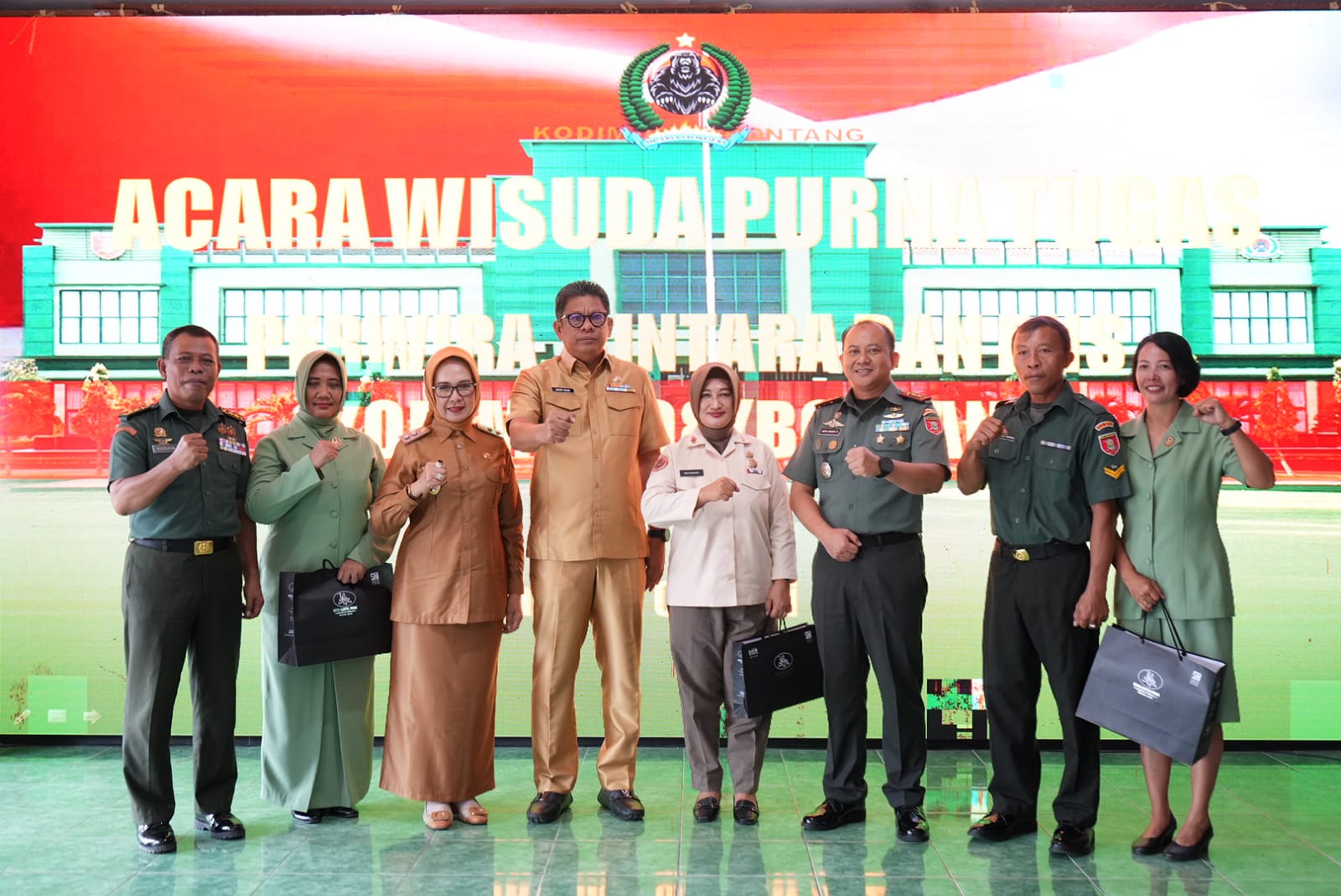 Wisuda Purna Tugas di Kodim 0908 Bontang: Walikota Sebut Persaudaraan Tidak Ada Akhirnya