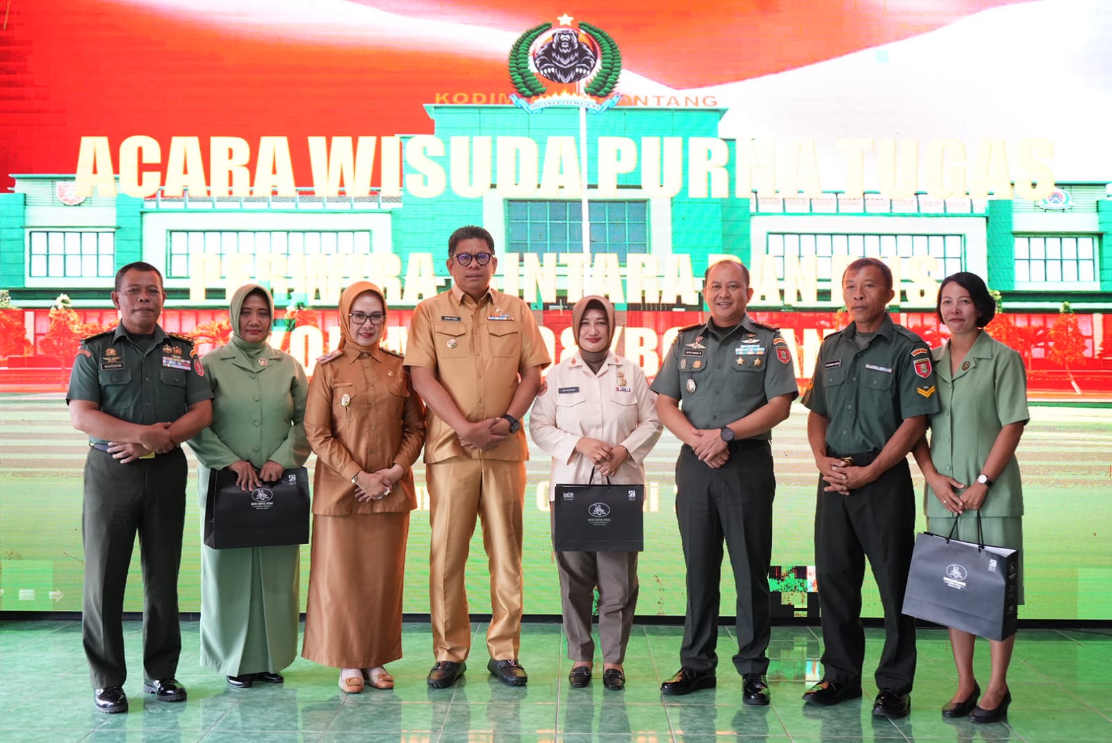 Wisuda Purna Tugas di Kodim 0908 Bontang: Walikota Sebut Persaudaraan Tidak Ada Akhirnya
