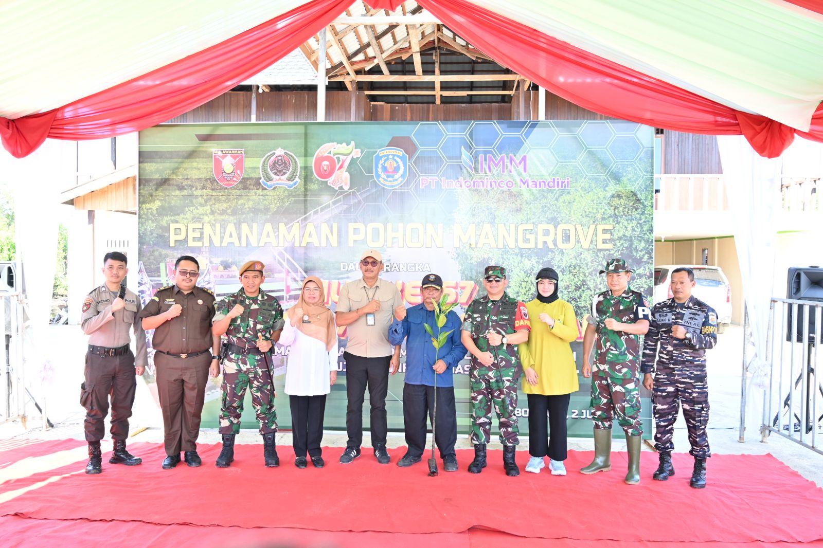 Kodim 0908/Bontang Tanam Ribuan Mangrove, Peringati HUT Kodam VI/Mulawarman ke-67 dengan Aksi Peduli Lingkungan