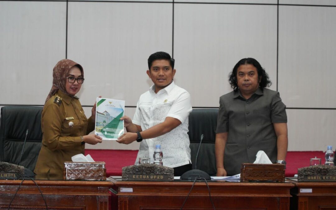 Hadiri Raker, Najirah Beri Tanggapan Terkait Pelaksanaan APBD Tahun Anggaran 2022