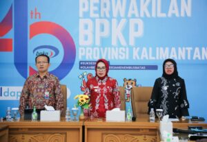 Hadiri Reviu P3DN, Wawali Bontang Terima Sertifikat SPIP dan MRI Level 3 Untuk Kota Bontang