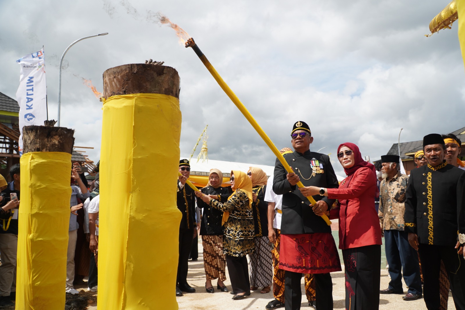 Jadi Ajang Promosi Pariwisata, Erau Pelas Benua Guntung 2024 Resmi Dimulai