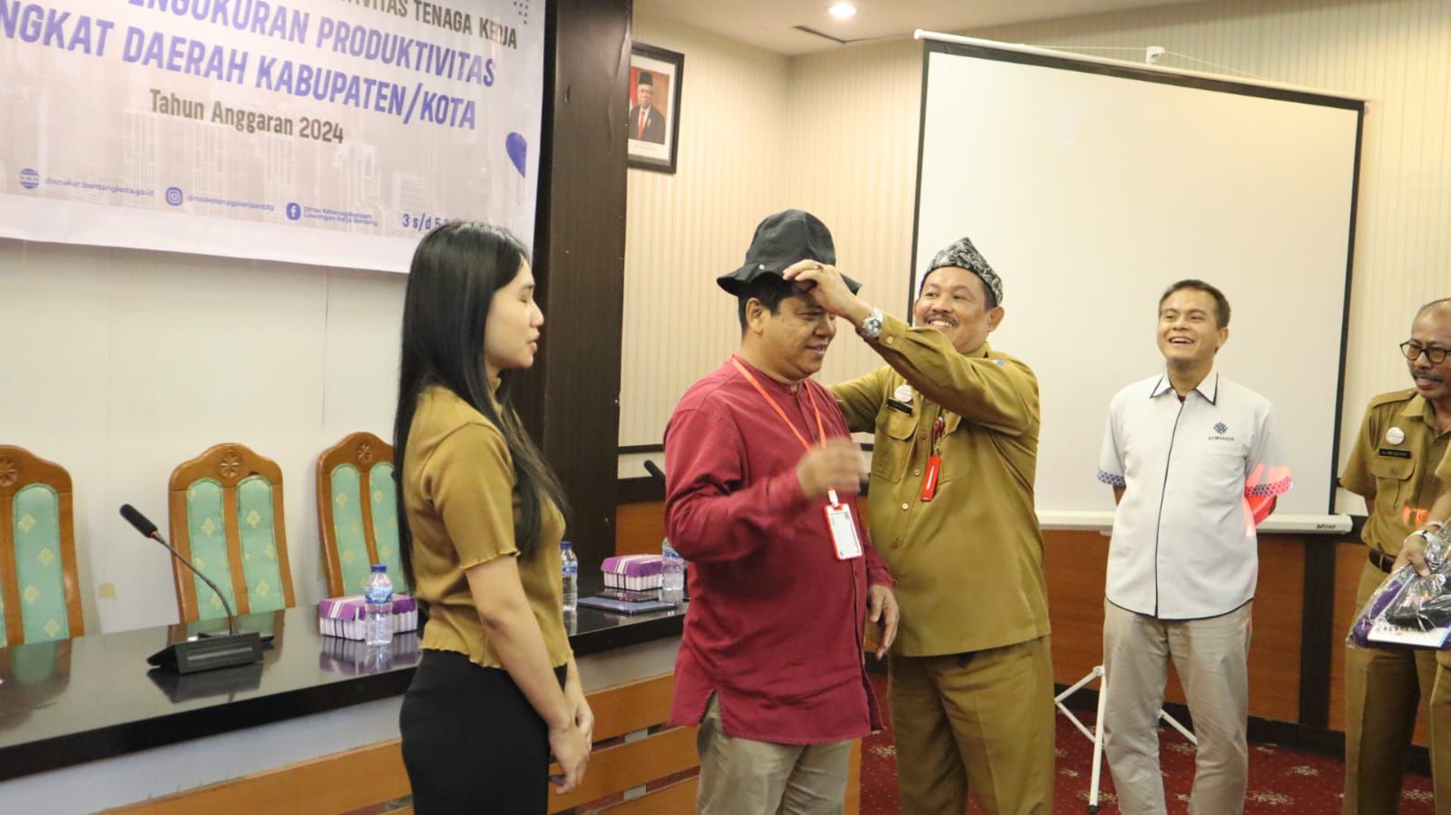 Asisten II Kota Bontang Membuka Program Pelatihan Kerja dan Produktivitas Tenaga Kerja dan Produktivitas Tingkat Daerah 2024