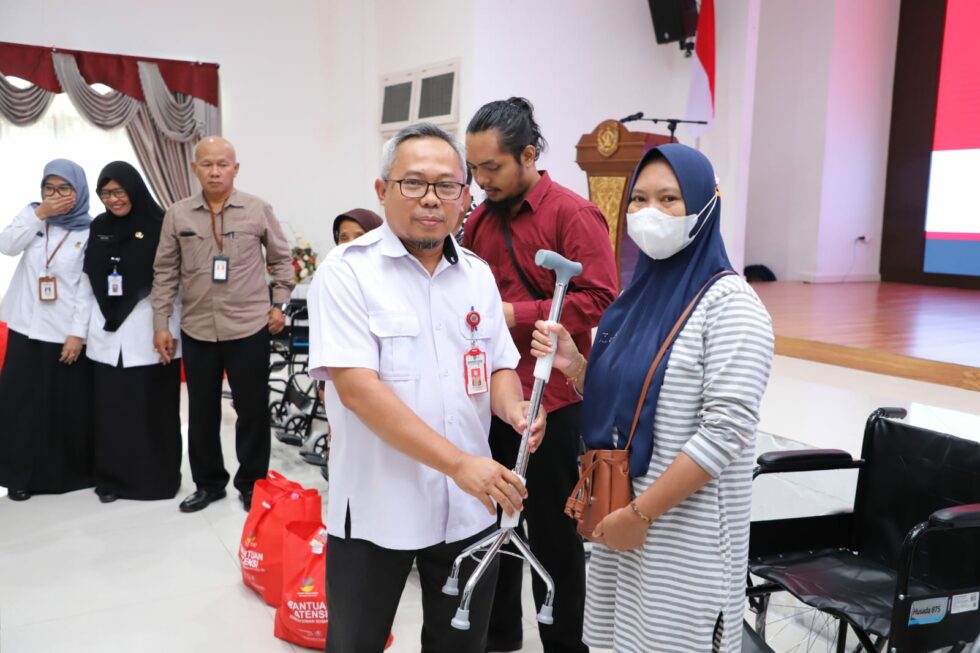 Dari Sembako Hingga Kursi Roda, 272 Lansia dan Penyandang Disabilitas di Bontang Terima Bantuan