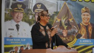 Hadiri HUT ke-6 Paguyuban Wargi Sunda, Wali Kota Bontang Basri Rase : Keberagamaan Adalah Kekayaan Kita