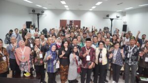 Hujan Prestasi Untuk Lingkungan, Wali Kota Bontang di Undang Pembicara Talkshow Strategi Mencapai Adipura