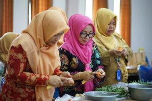 Kerjasama Dengan DWP, DPPKB Gelar Pelatihan Kewirausahaan