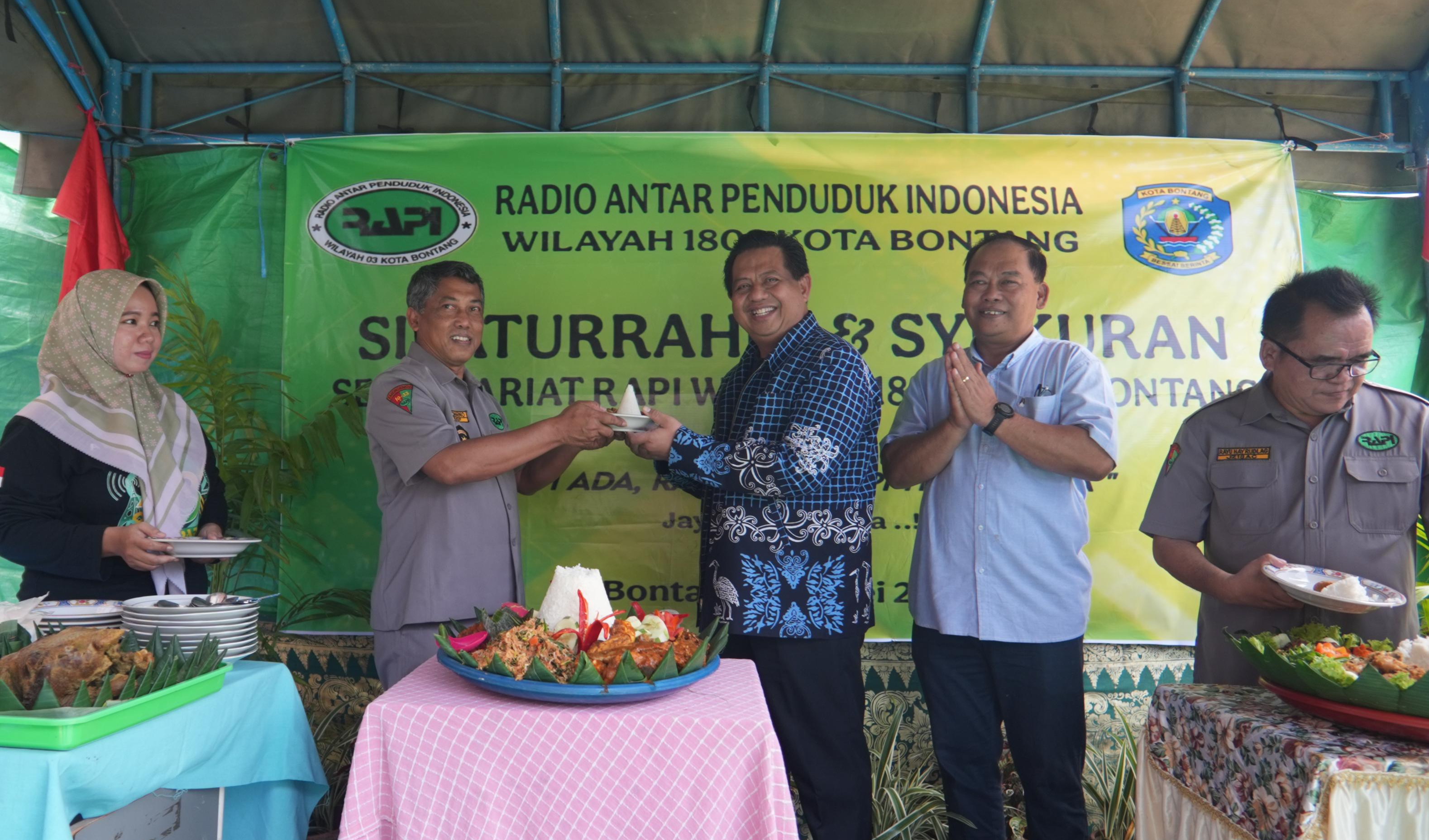 Resmikan Posko Baru, RAPI Bontang 10-8 Melayani. Pemkot Apresiasi Komunikasi Informasi Radio