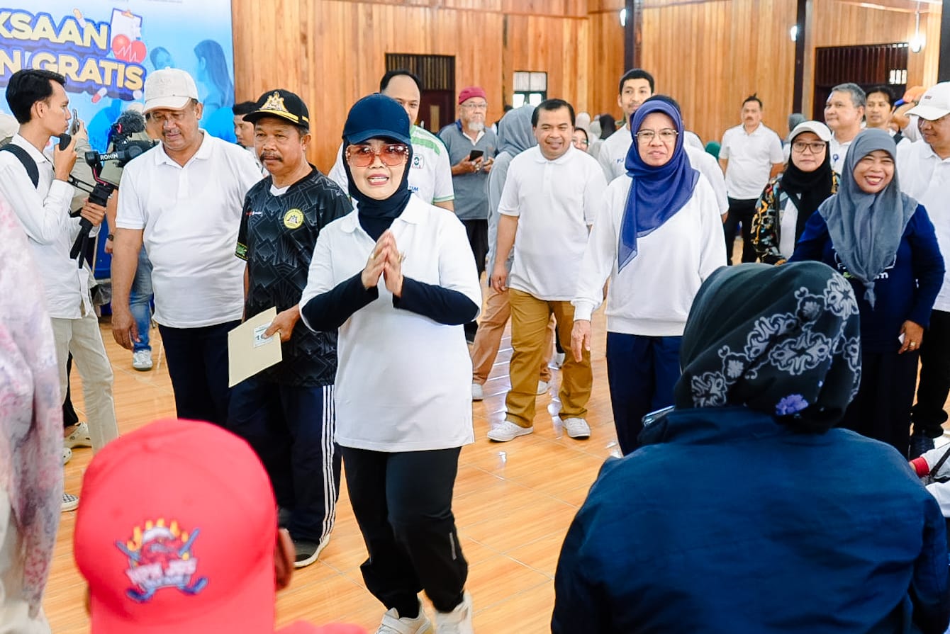Wali dan Wawali Bareng PKT Proaktif Sapa Warga Guntung Lewat Semawar dan Cek Kesehatan Gratis