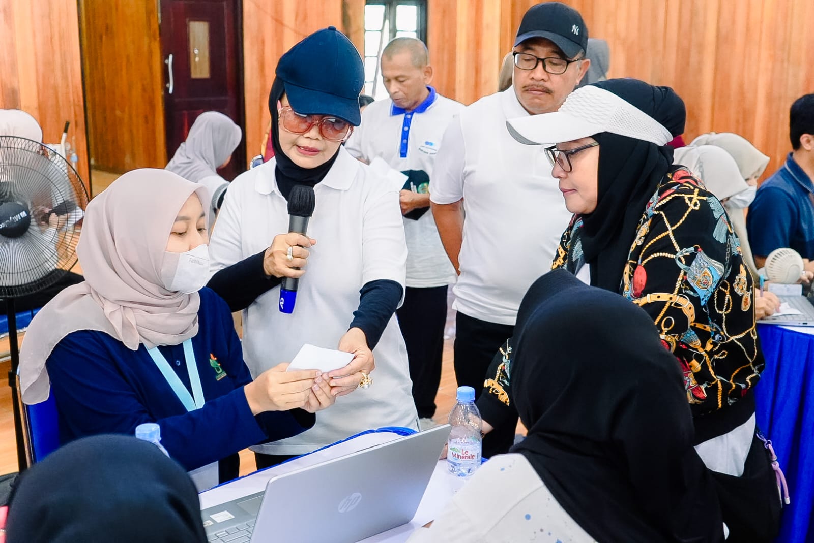 Wali dan Wawali Bareng PKT Proaktif Sapa Warga Guntung Lewat Semawar dan Cek Kesehatan Gratis