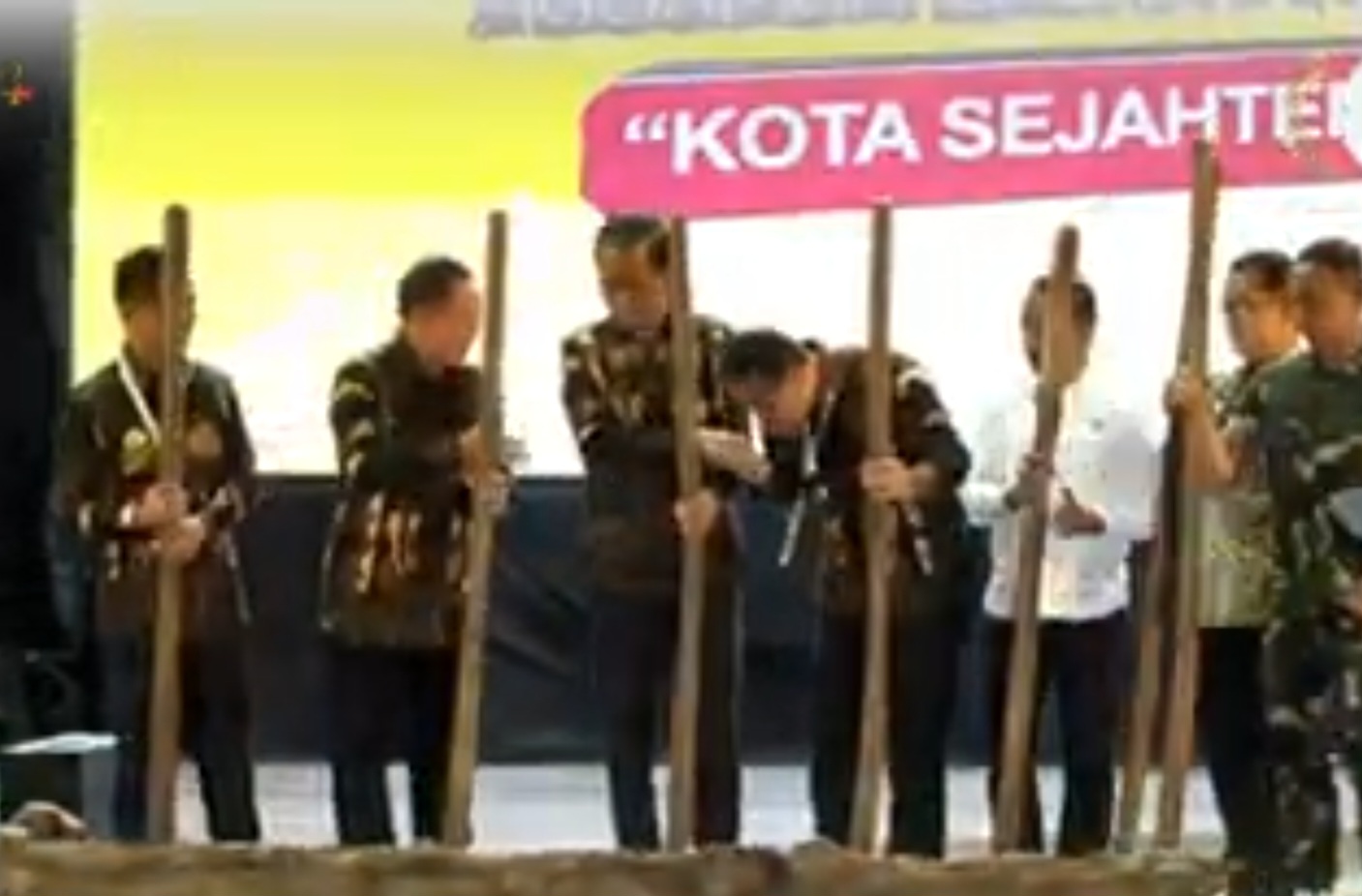 Presiden Joko Widodo Resmi Membuka Rakernas Apeksi ke-17 di Balikpapan