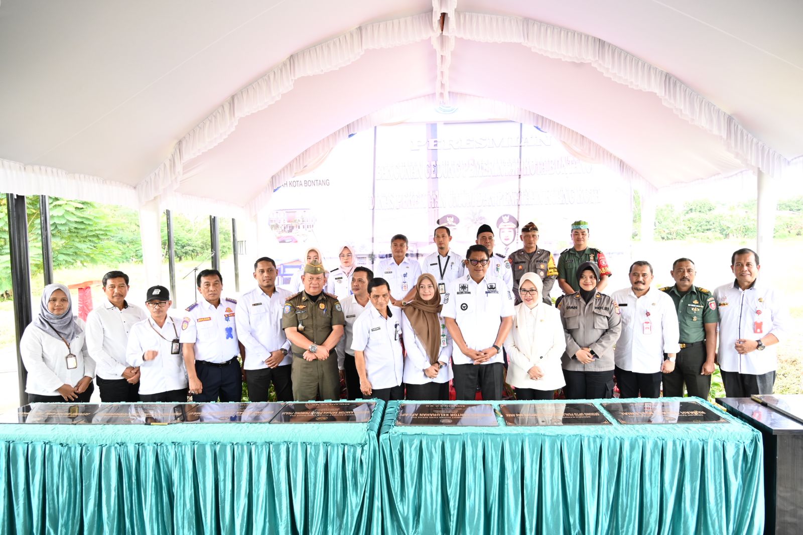Tingkatkan Pelayanan Publik, Wali Kota Basri Resmikan 7 Gedung Baru