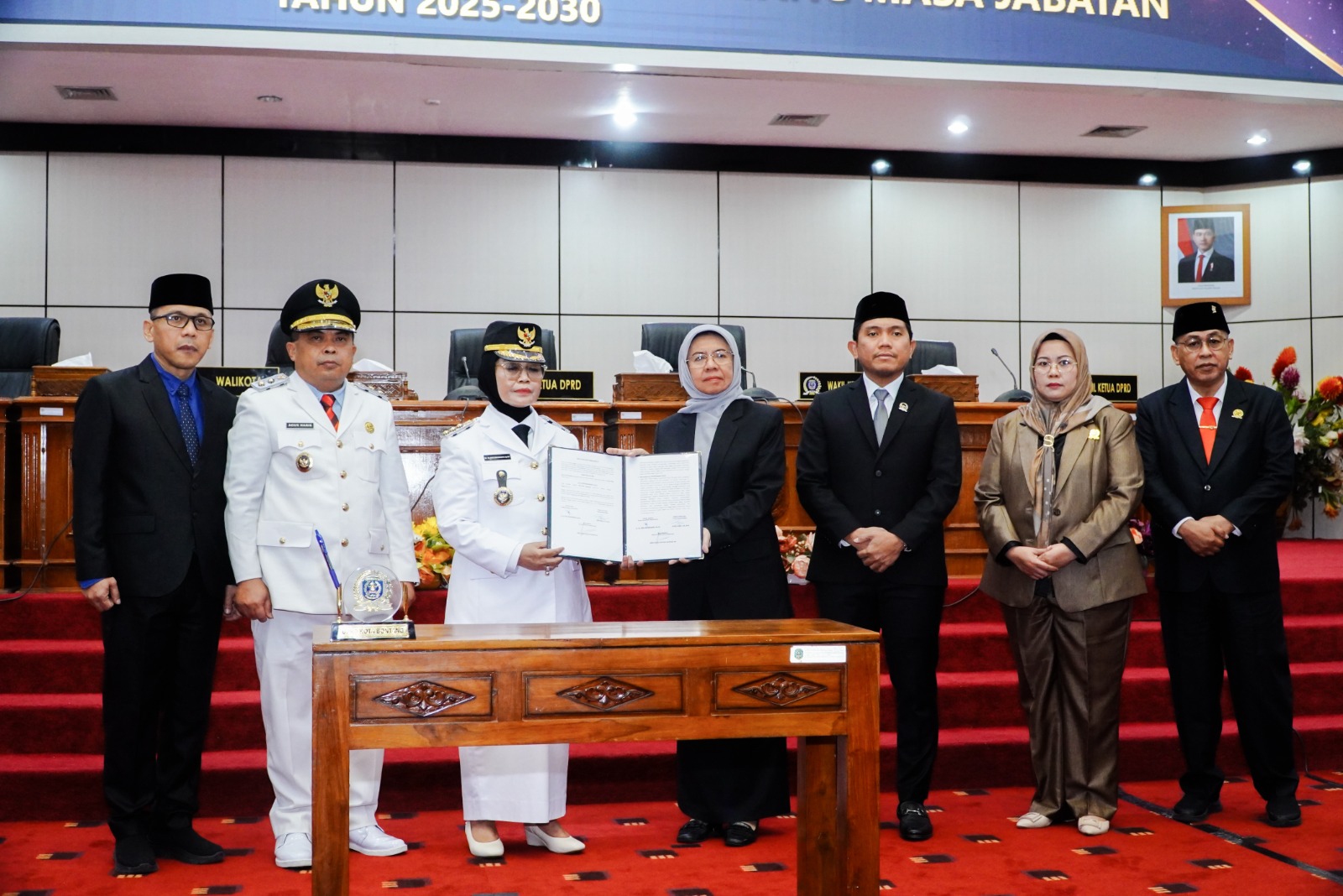 Serah Terima Jabatan Wali Kota Bontang 2025-2030, Komitmen Rampungkan Program Prioritas di 100 Hari Kerja