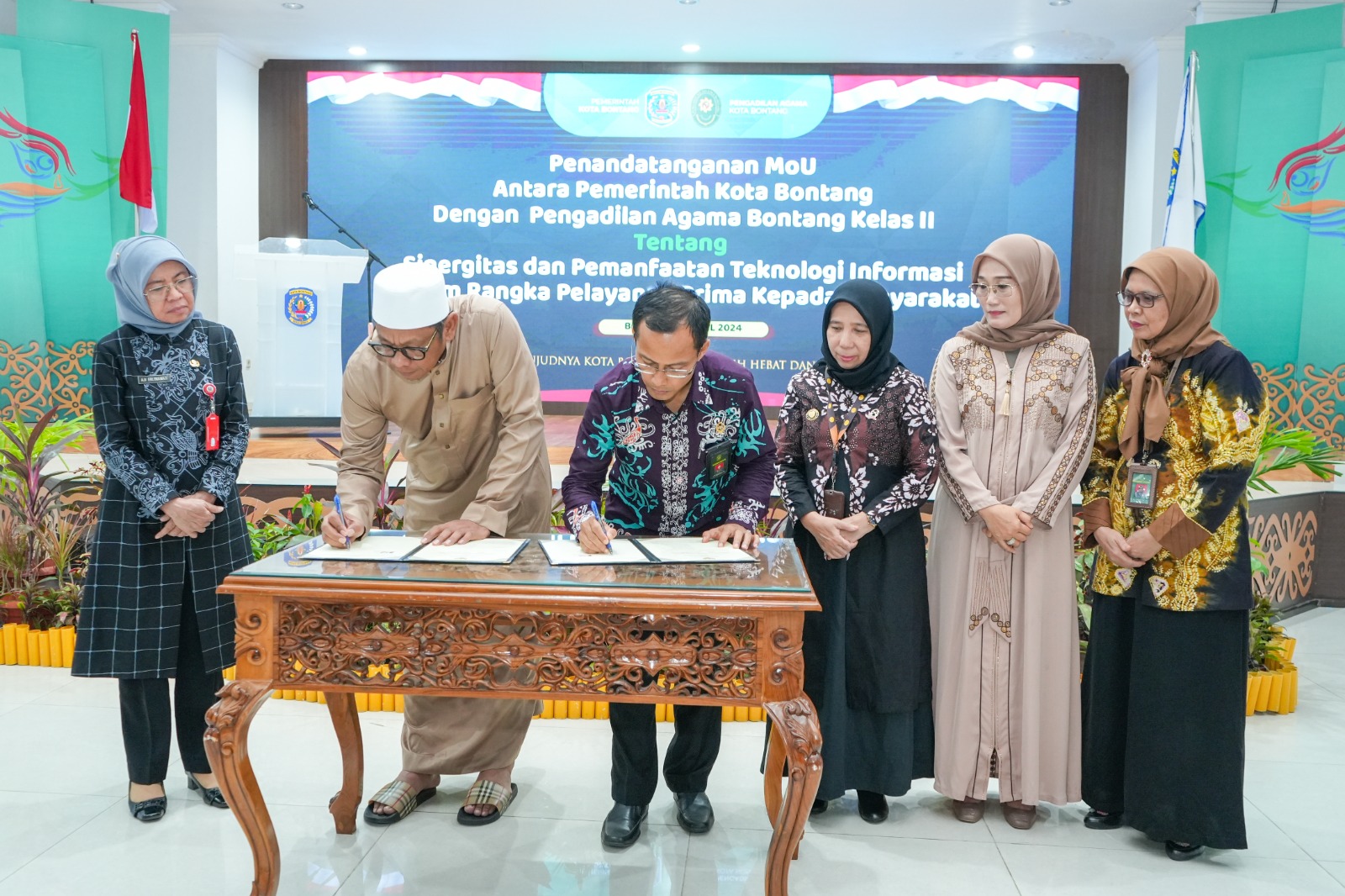 Nota Kesepakatan Pelayanan Prima Ditandatangani Pemkot dan Pengadilan Agama Kelas II Bontang.