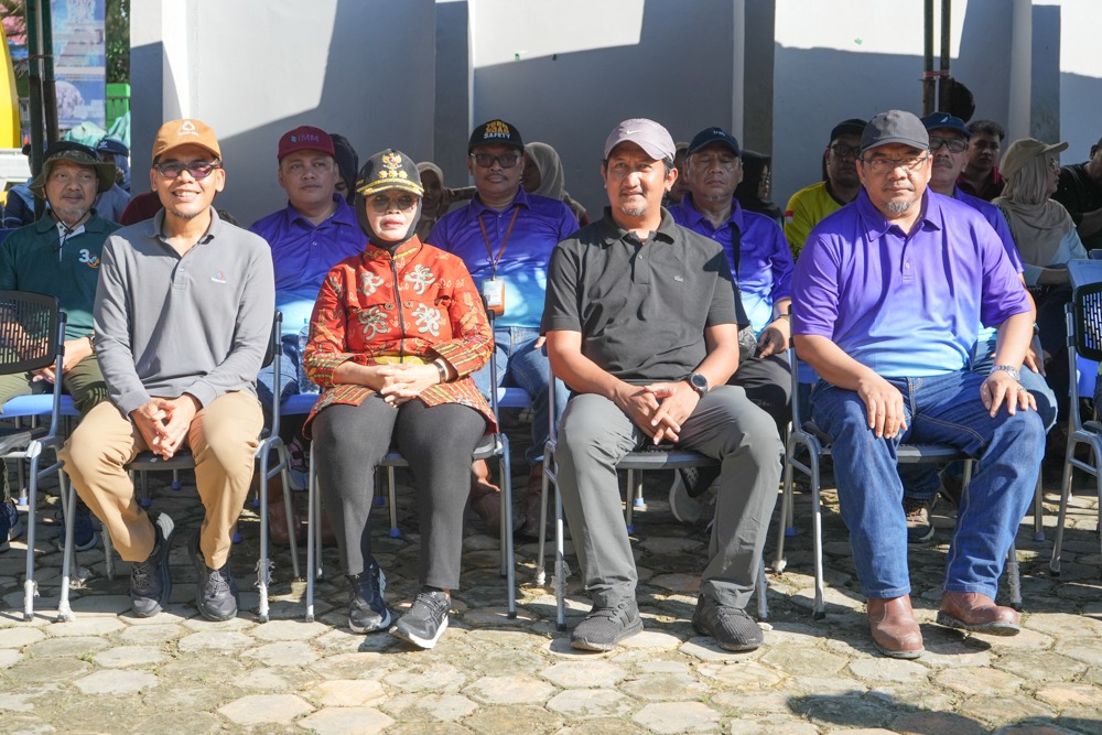 Pemkot Bontang Gelar Apel dan Aksi Bersih Mangrove Tandai Hari Lingkungan Hidup Sedunia, Wali Kota Tekankan Komitmen Kebersihan dari Diri Sendiri