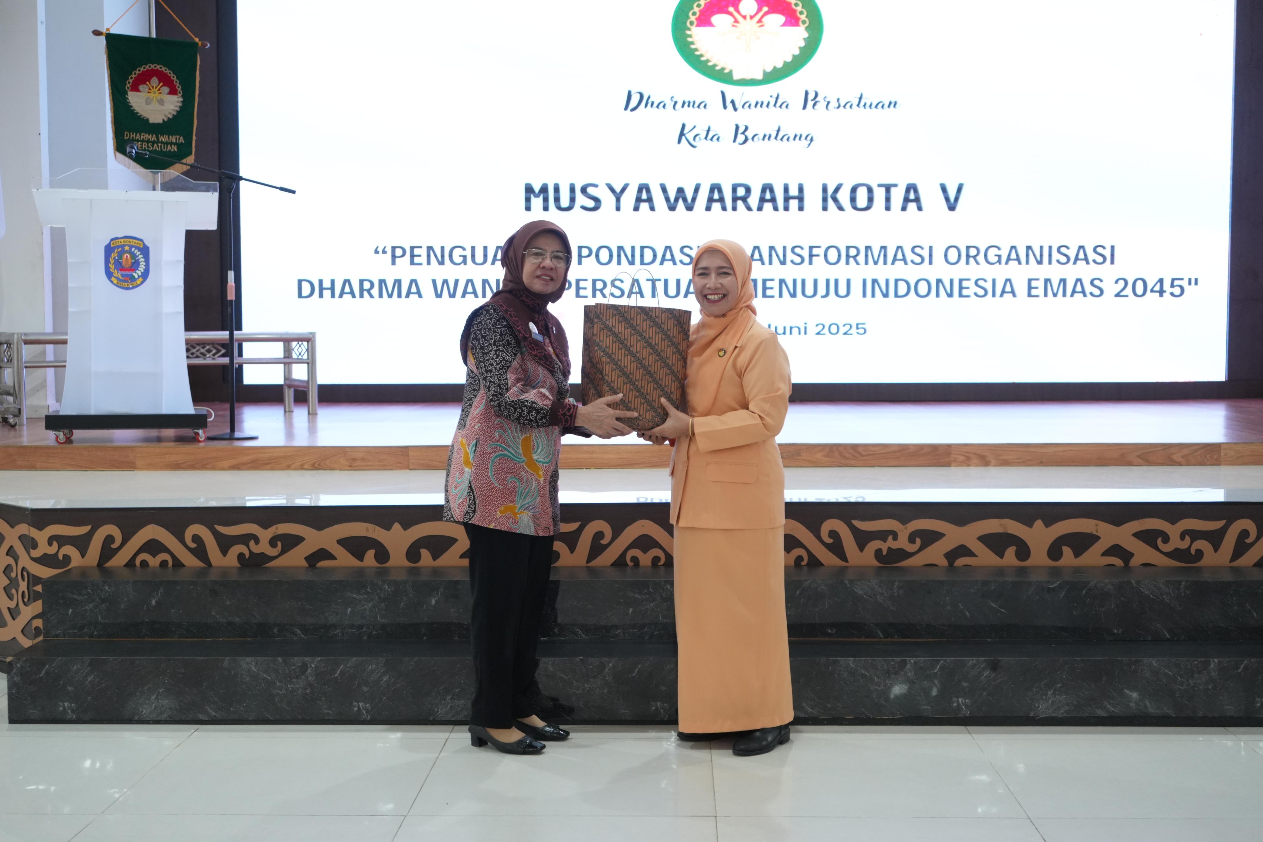 Musyawarah Kota V Dharma Wanita Persatuan Kota Bontang: Momentum Transformasi Menuju Indonesia Emas 2045
