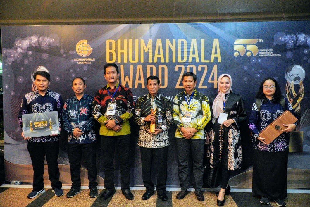 Toreh Tinta Emas, Pemerintah Kota Bontang Kembali Menerima Penghargaan Bhumandala Tahun 2024