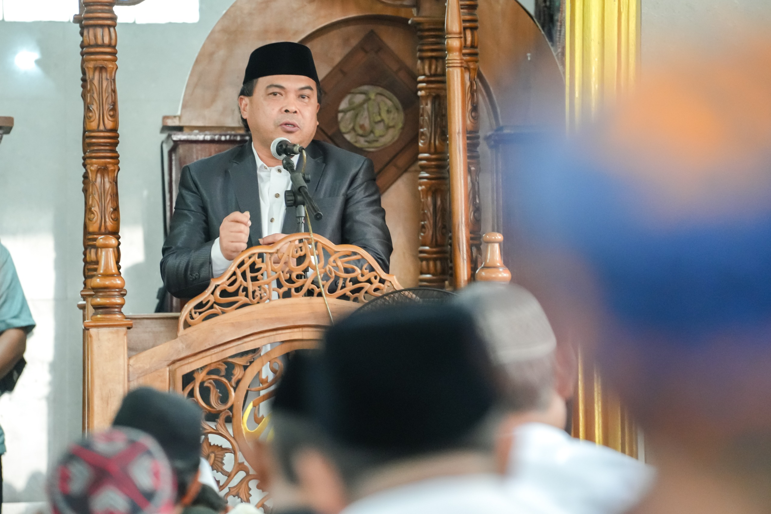 Wawali Agus Haris Sholat Ied di Masjid Al-Ikhlas Sidrap, Sampaikan Pesan Ketaatan dan Capaian Pengentasan Kemiskinan