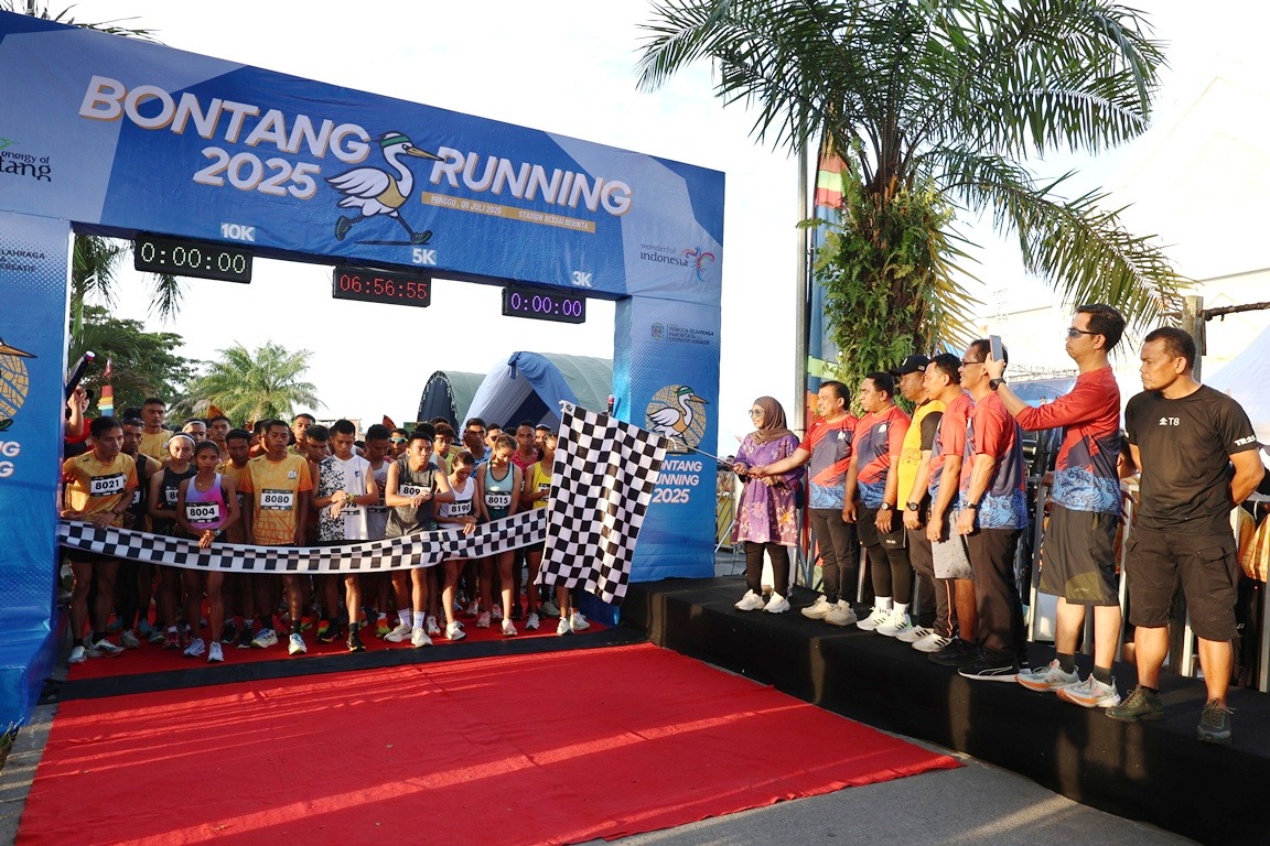 Lebih dari 800 Pelari Semarakkan Bontang Running 2025: Wujud Komitmen Pemkot Tingkatkan Kualitas SDM Melalui Olahraga