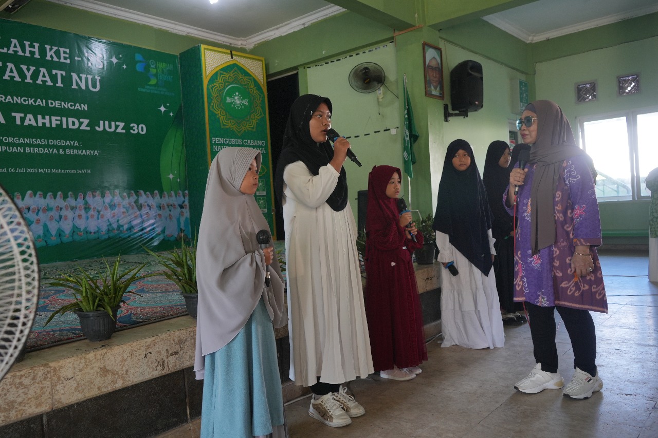 Bunda Neni Bangga: Hafidz Cilik Warnai Harlah ke-75 Fatayat NU