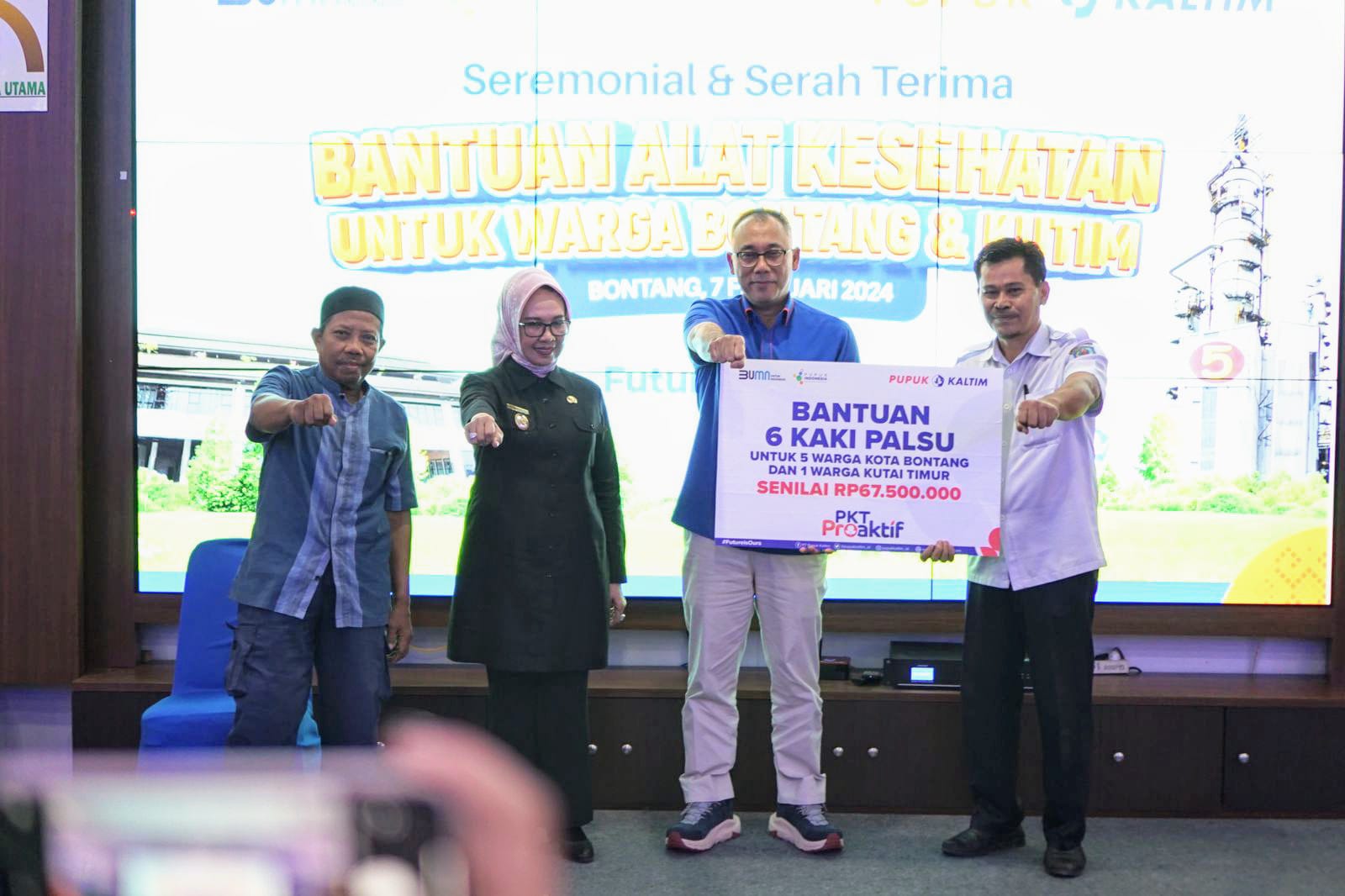 Hadiri Serah Terima Alat Kesehatan, Wawali Najirah Apresiasi PT.PKT