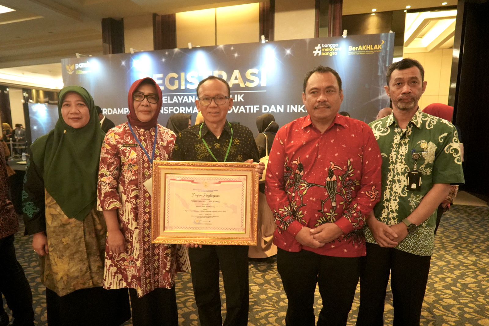 Pemkot Bontang Raih Penghargaan Top Inovasi Pelayanan Publik 2024