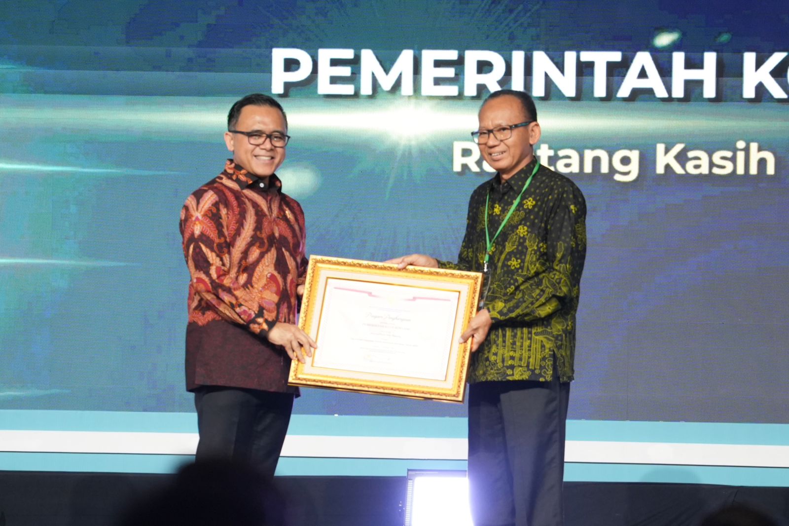 Pemkot Bontang Raih Penghargaan Top Inovasi Pelayanan Publik 2024