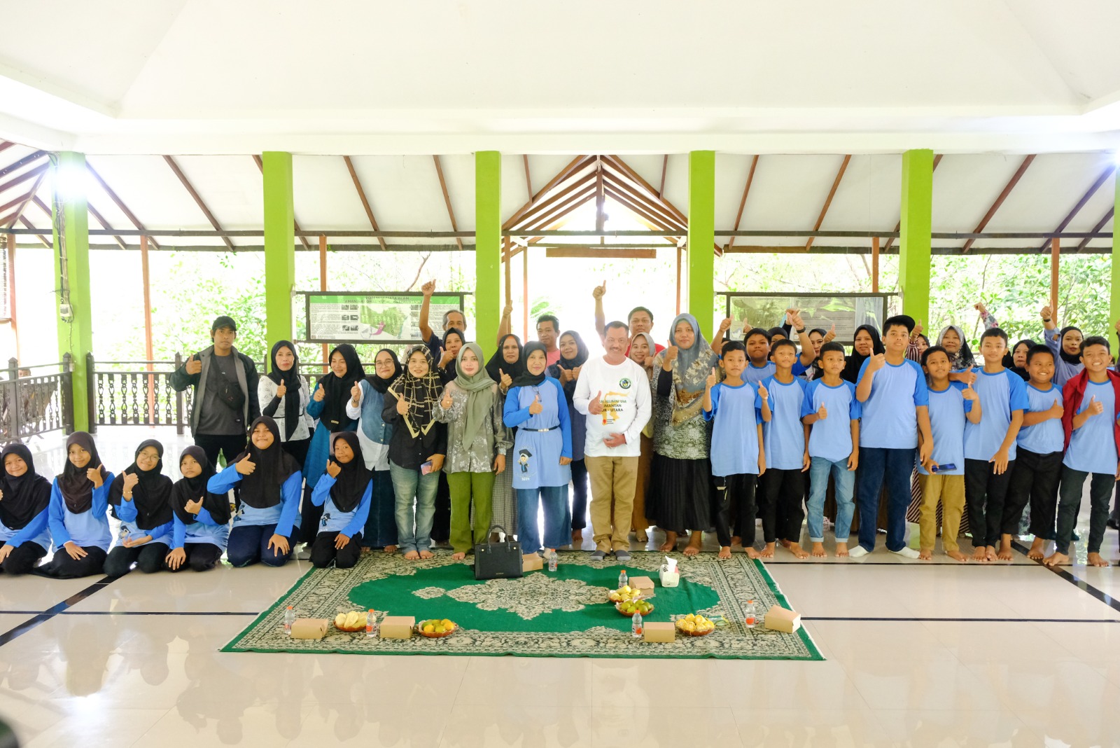 Walikota Sampaikan Pesan Penting tentang Jasa Guru dalam Acara Pisah Kenang Siswa SDN 002 Bontang Utara