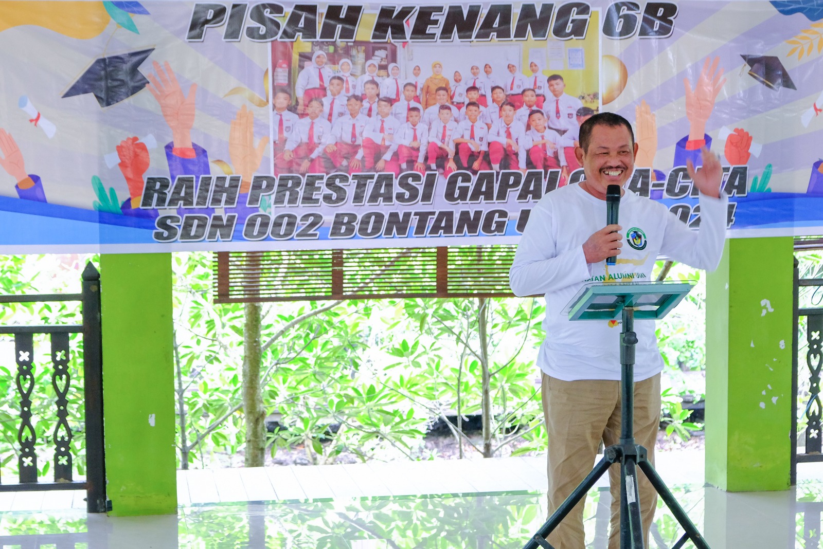 Walikota Sampaikan Pesan Penting tentang Jasa Guru dalam Acara Pisah Kenang Siswa SDN 002 Bontang Utara