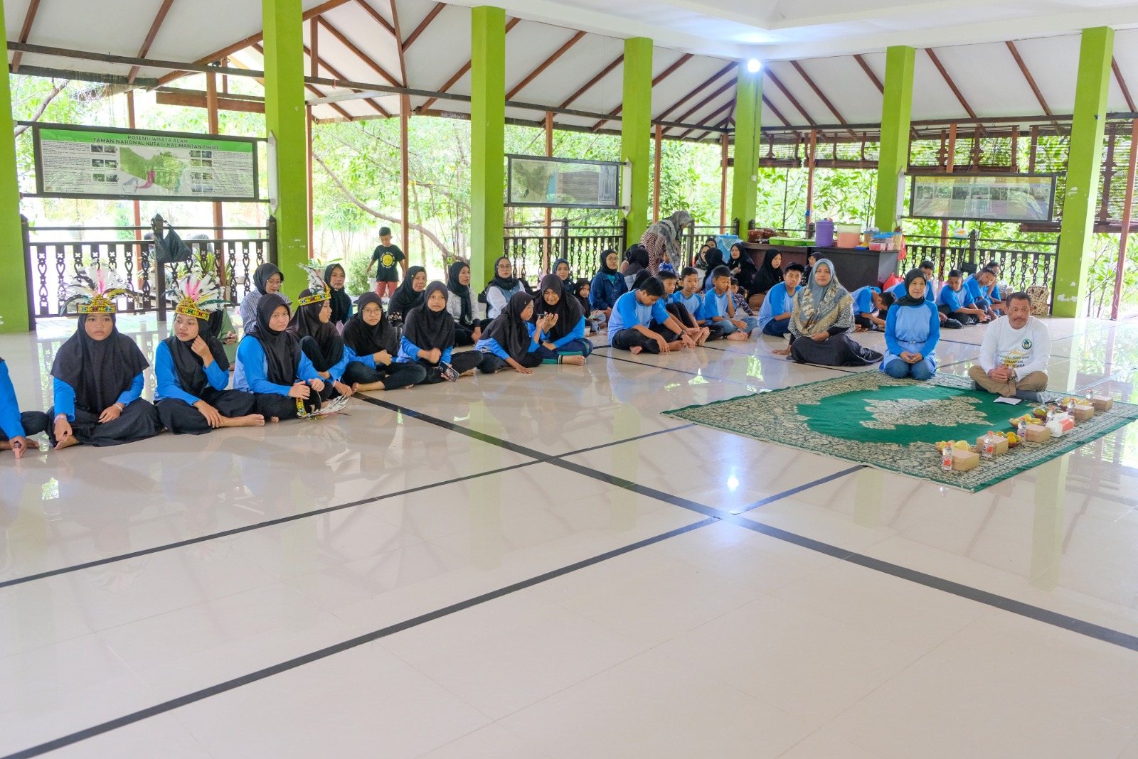 Walikota Sampaikan Pesan Penting tentang Jasa Guru dalam Acara Pisah Kenang Siswa SDN 002 Bontang Utara