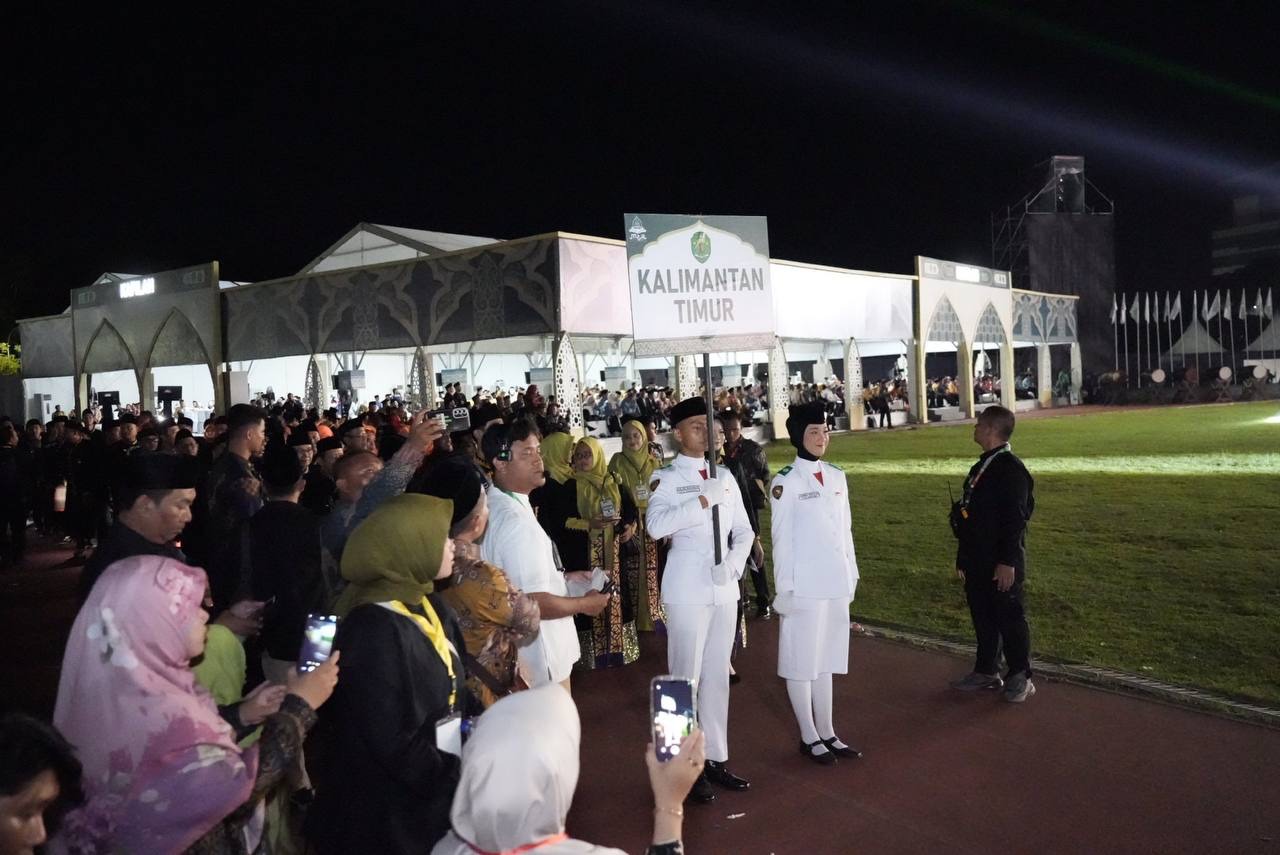 Presiden Jokowi Membuka Gelar MTQ XXX Tingkat Nasional di Samarinda, Sekda Aji Erlinawati Kawal Kafilah Kota Bontang