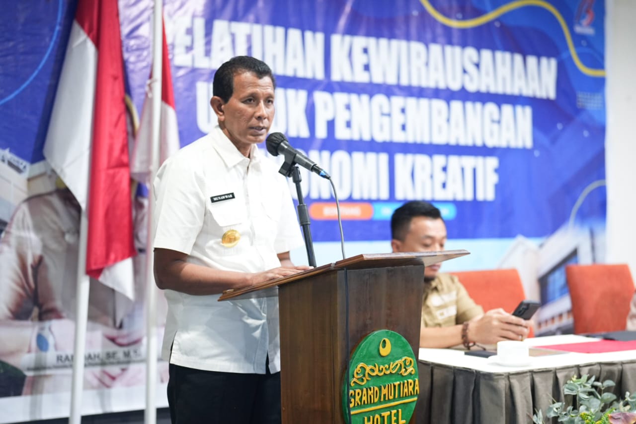 Dispoparekraf Bontang Gelar Pelatihan Desain Komunikasi Visual Perfilman dan Wirausaha