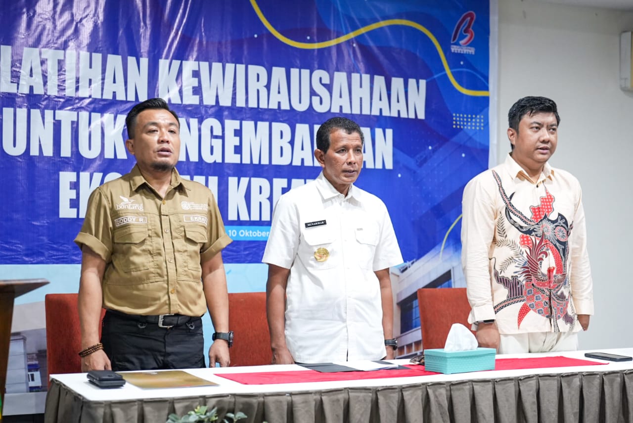 Dispoparekraf Bontang Gelar Pelatihan Desain Komunikasi Visual Perfilman dan Wirausaha