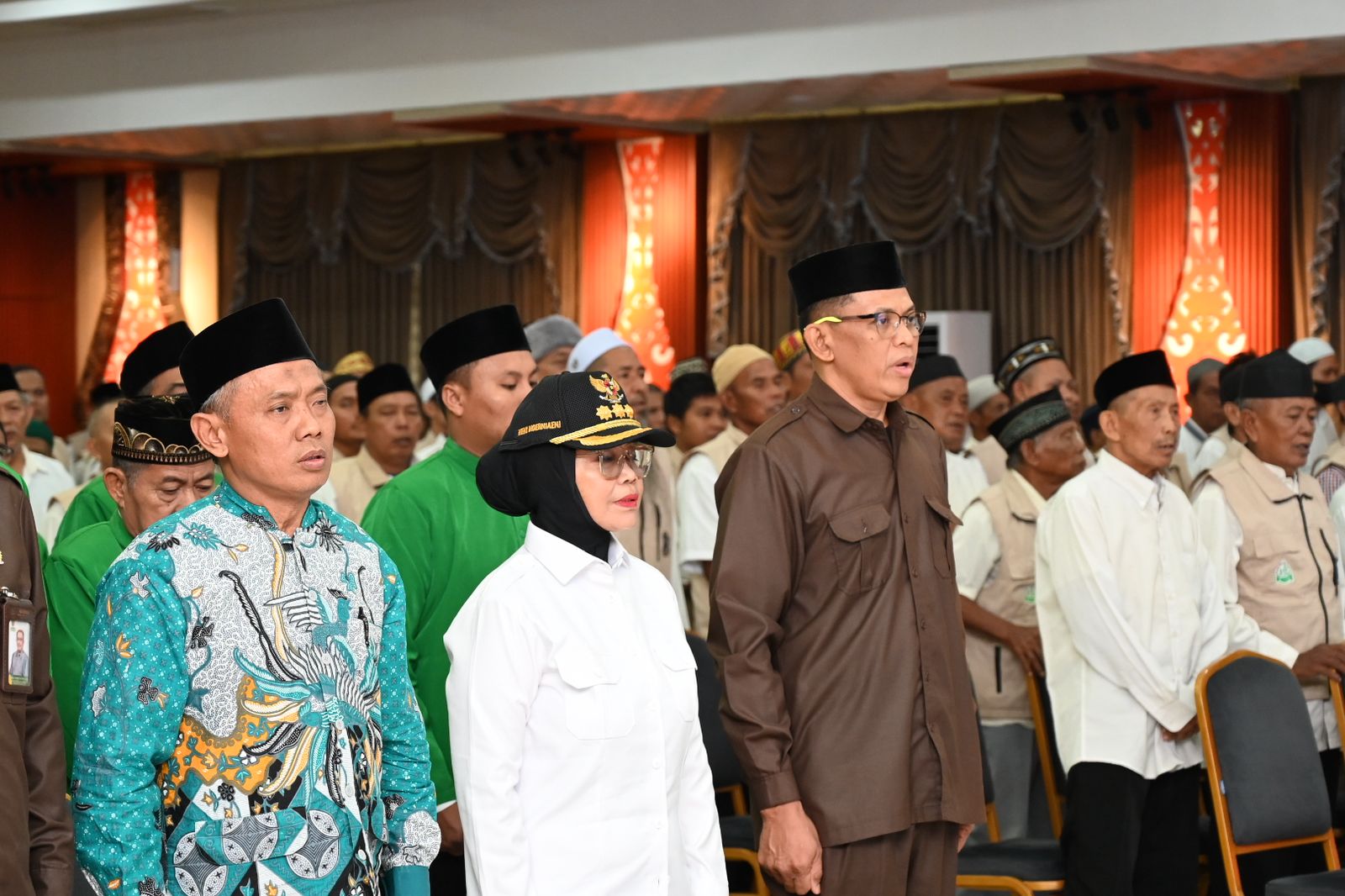 BAZNAS Serahkan 380 Paket Sembako Ramadhan, Wali Kota Ajak Marbot dan Imam Masjid Berperan Aktif dalam Pemberdayaan Umat