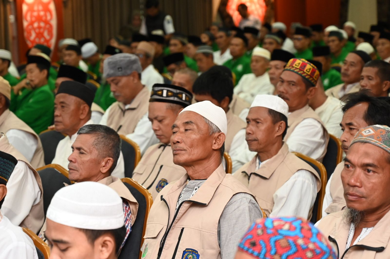 BAZNAS Serahkan 380 Paket Sembako Ramadhan, Wali Kota Ajak Marbot dan Imam Masjid Berperan Aktif dalam Pemberdayaan Umat