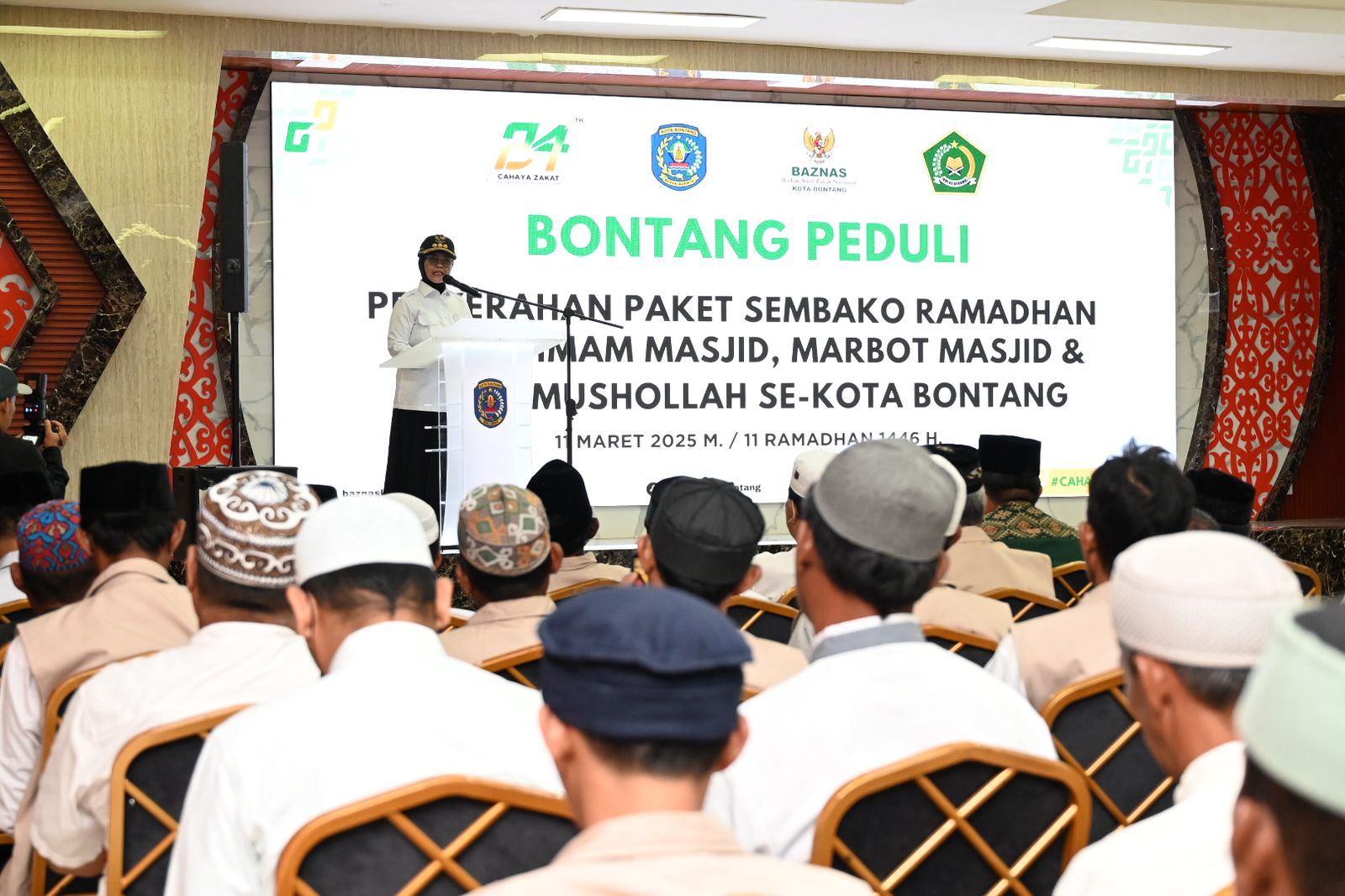 BAZNAS Serahkan 380 Paket Sembako Ramadhan, Wali Kota Ajak Marbot dan Imam Masjid Berperan Aktif dalam Pemberdayaan Umat