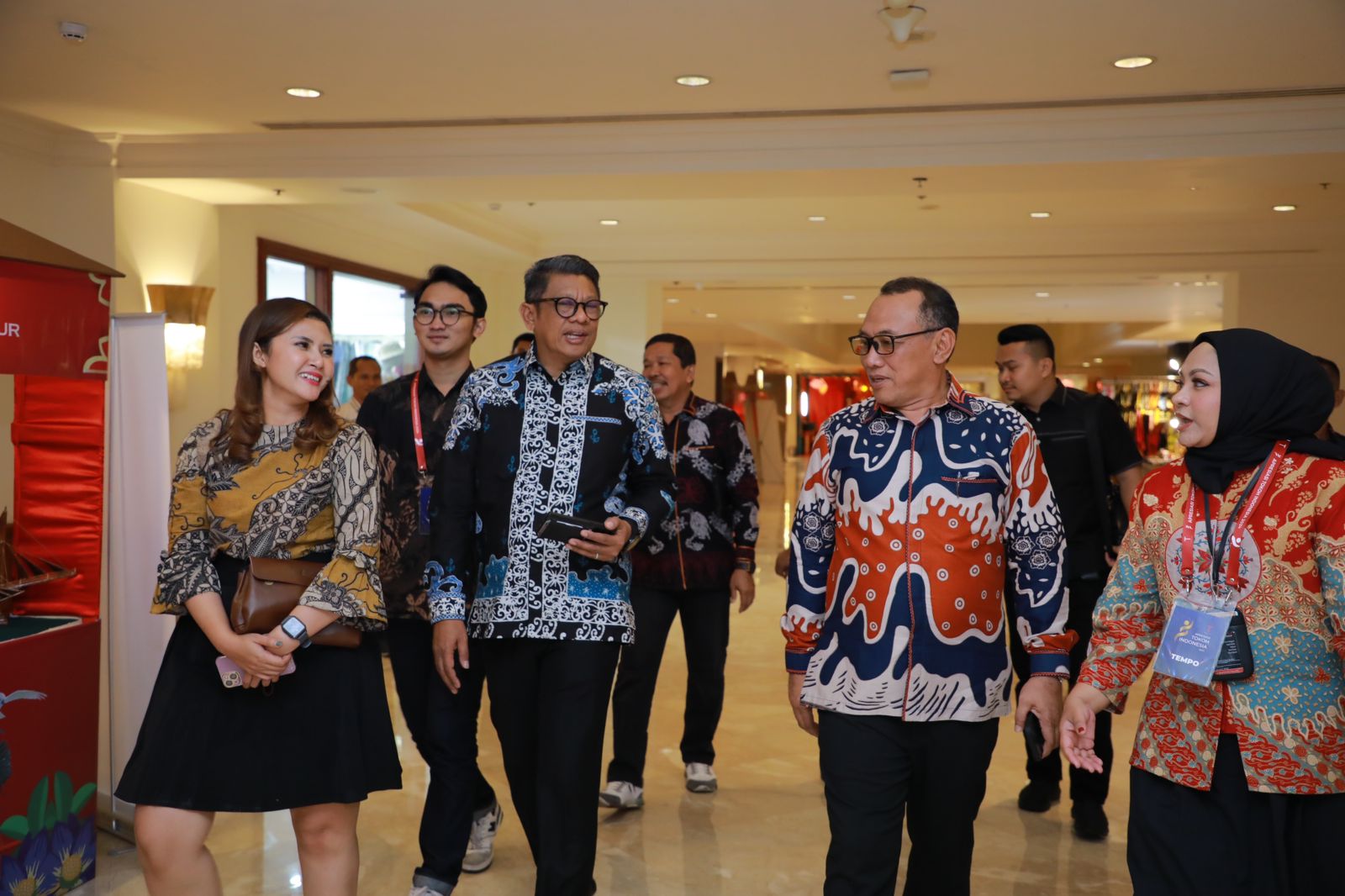 Wali Kota Bontang Terima Penghargaan Sebagai Tokoh Pelestari Lingkungan dan Mitigasi Bencana