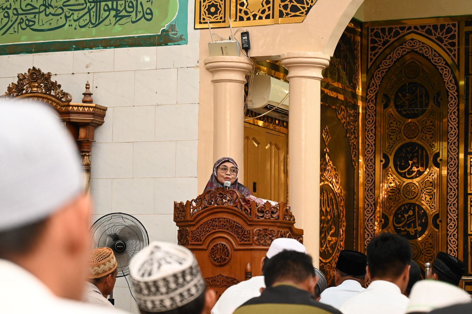 Safari Ramadhan di Tipalayo, Bunda Neni: Menjaga Kebersihan Lingkungan itu termasuk Ibadah