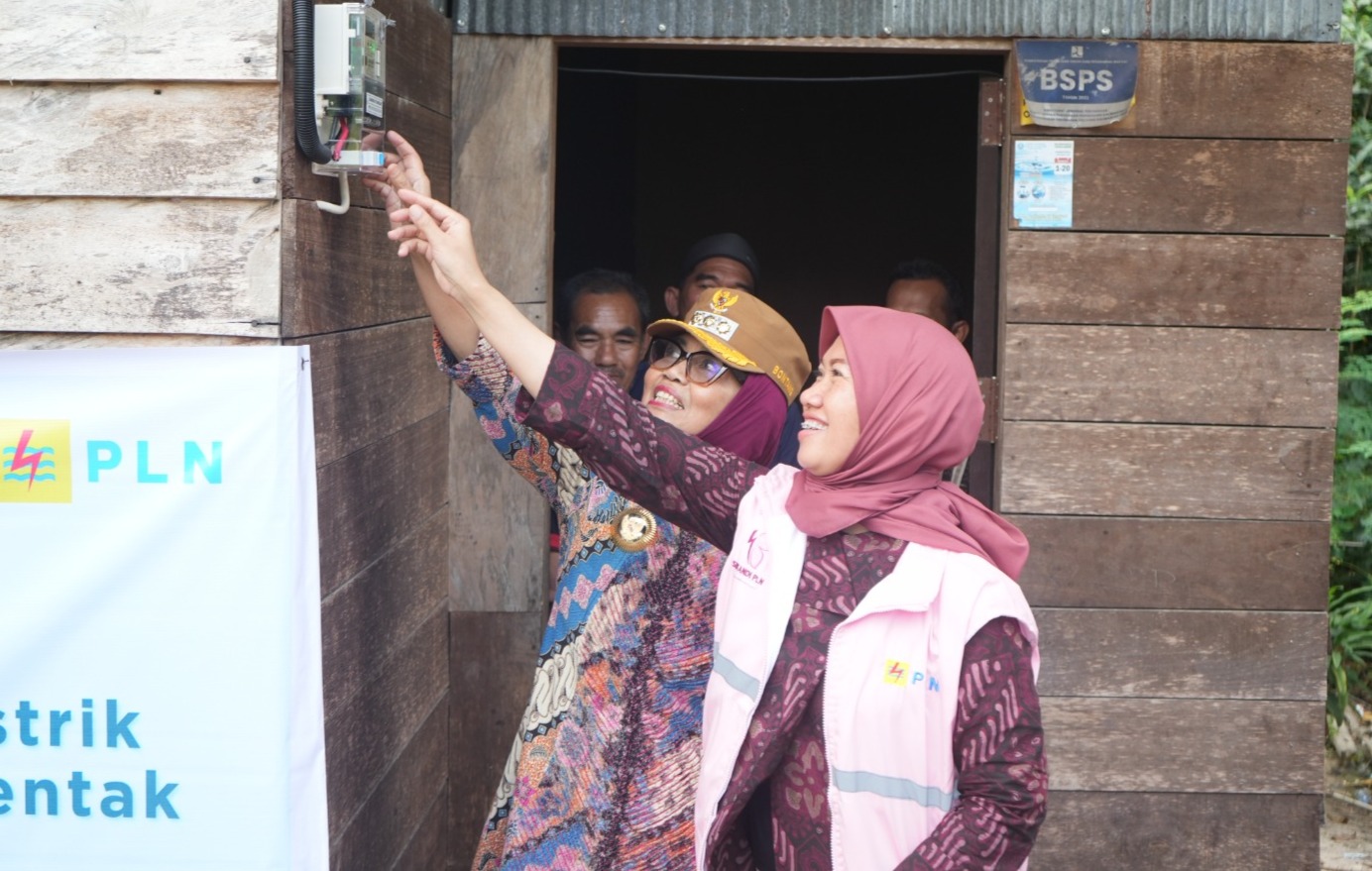 Pagung Terang: Bareng PLN Group Kaltimtra, Pemkot Nyalakan Mimpi Warga Kurang Mampu