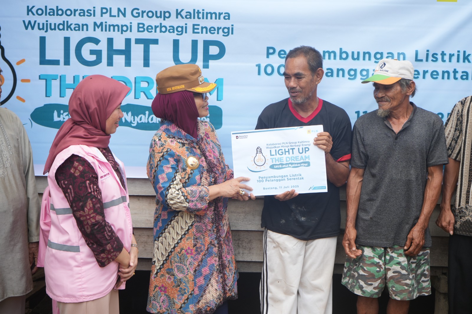 Pagung Terang: Bareng PLN Group Kaltimtra, Pemkot Nyalakan Mimpi Warga Kurang Mampu
