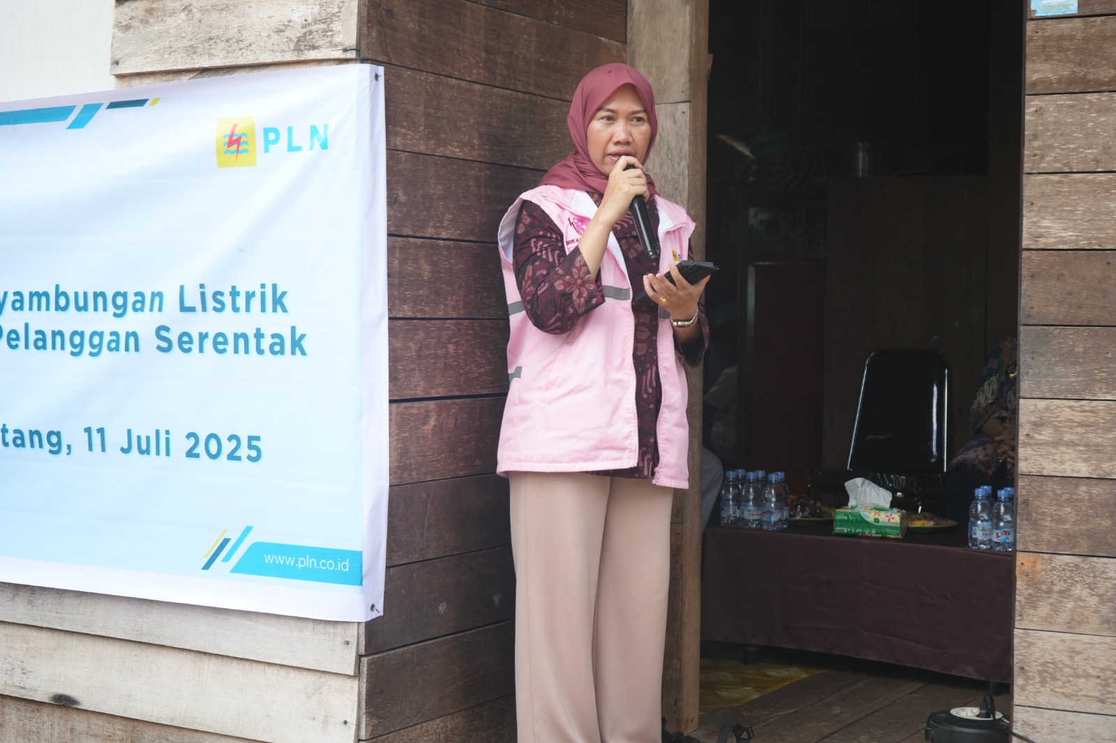 Pagung Terang: Bareng PLN Group Kaltimtra, Pemkot Nyalakan Mimpi Warga Kurang Mampu