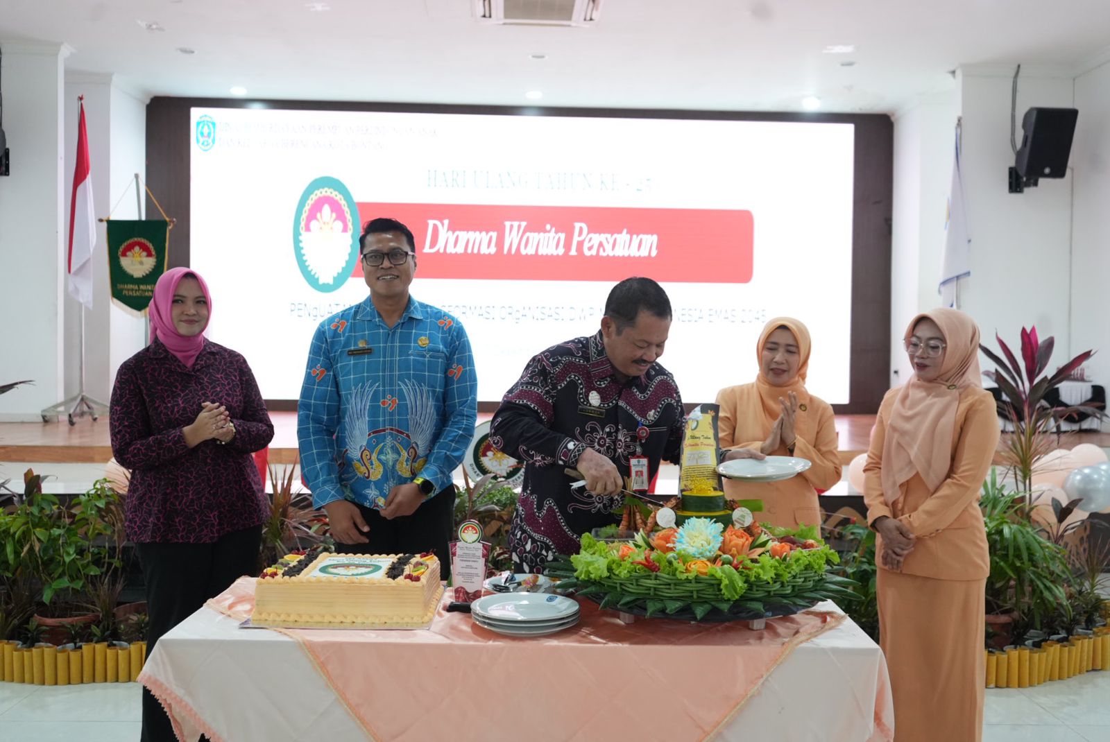 Pucak Peringatan HUT DWP ke-25 Kota Bontang Berlangsung Meriah