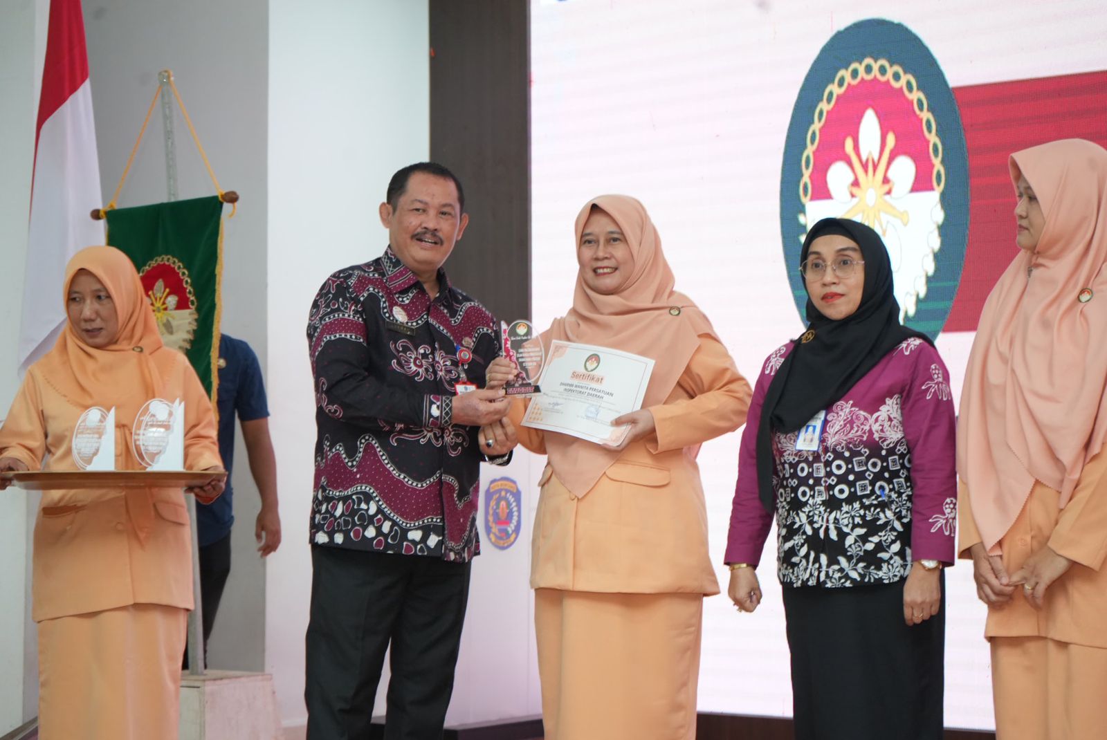 Pucak Peringatan HUT DWP ke-25 Kota Bontang Berlangsung Meriah