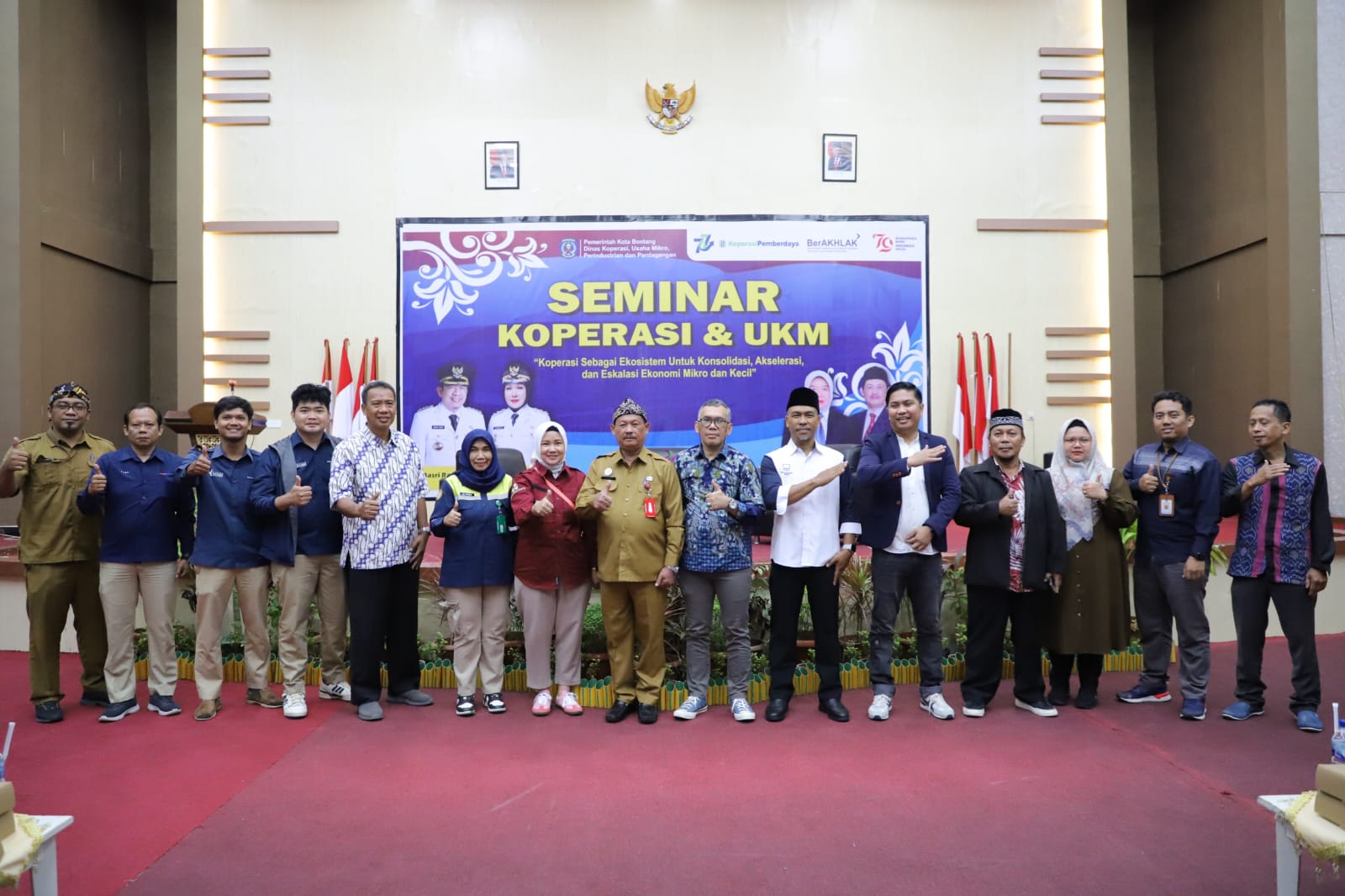 Asisten Perekonomian dan Pembangunan Kota Bontang Buka Secara Resmi Seminar Koperasi dan UKM