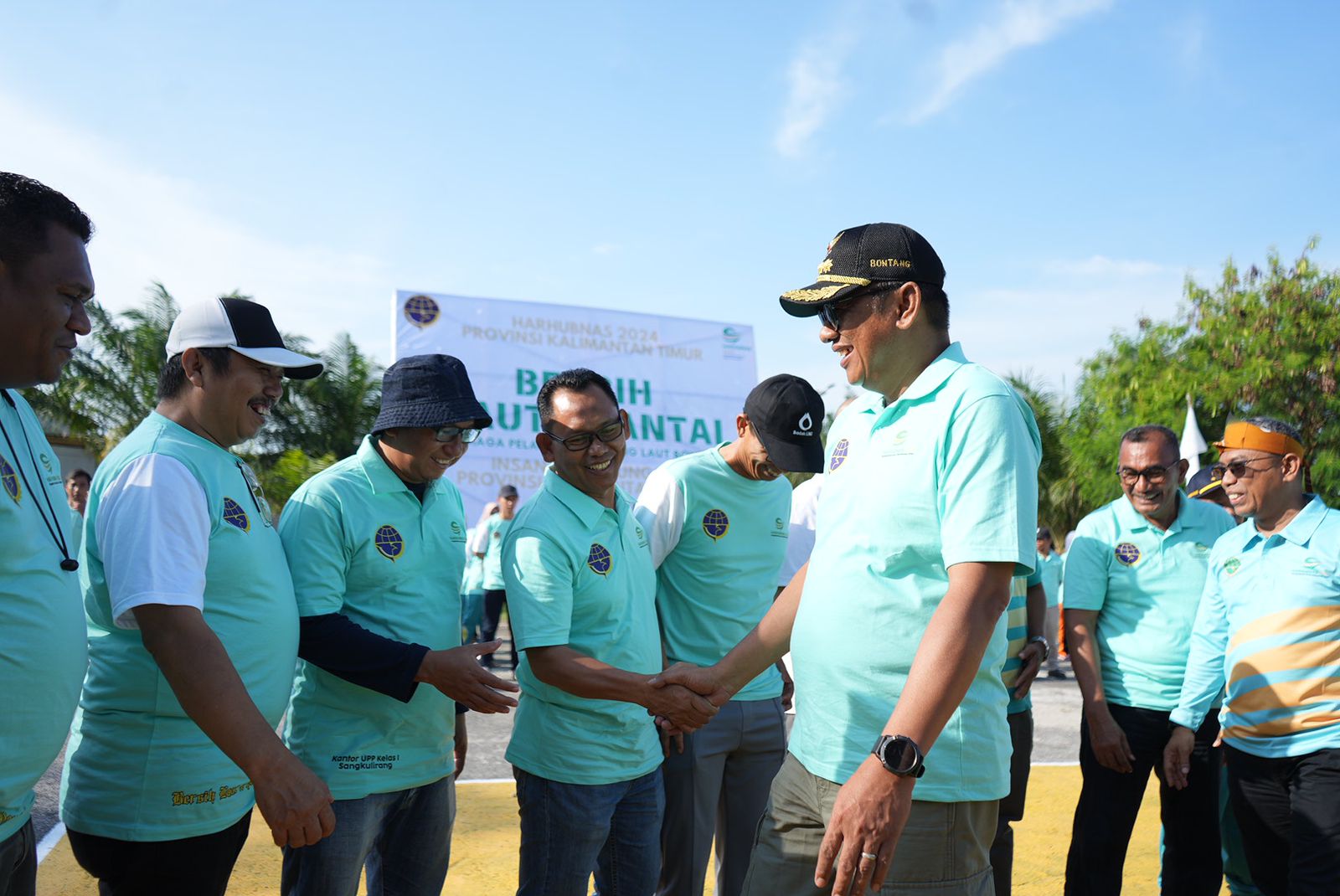 Gerakan Bersih Laut dan Pantai Harhubnas 2024 di Bontang: Komitmen Bersama Menjaga Lingkungan